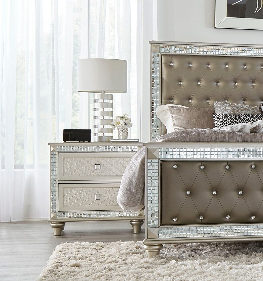 Elegant Style Bedroom Furniture Set 3pc King Bed Nightstands Upholstered Headboard Crystal Tufted Champagne Finish