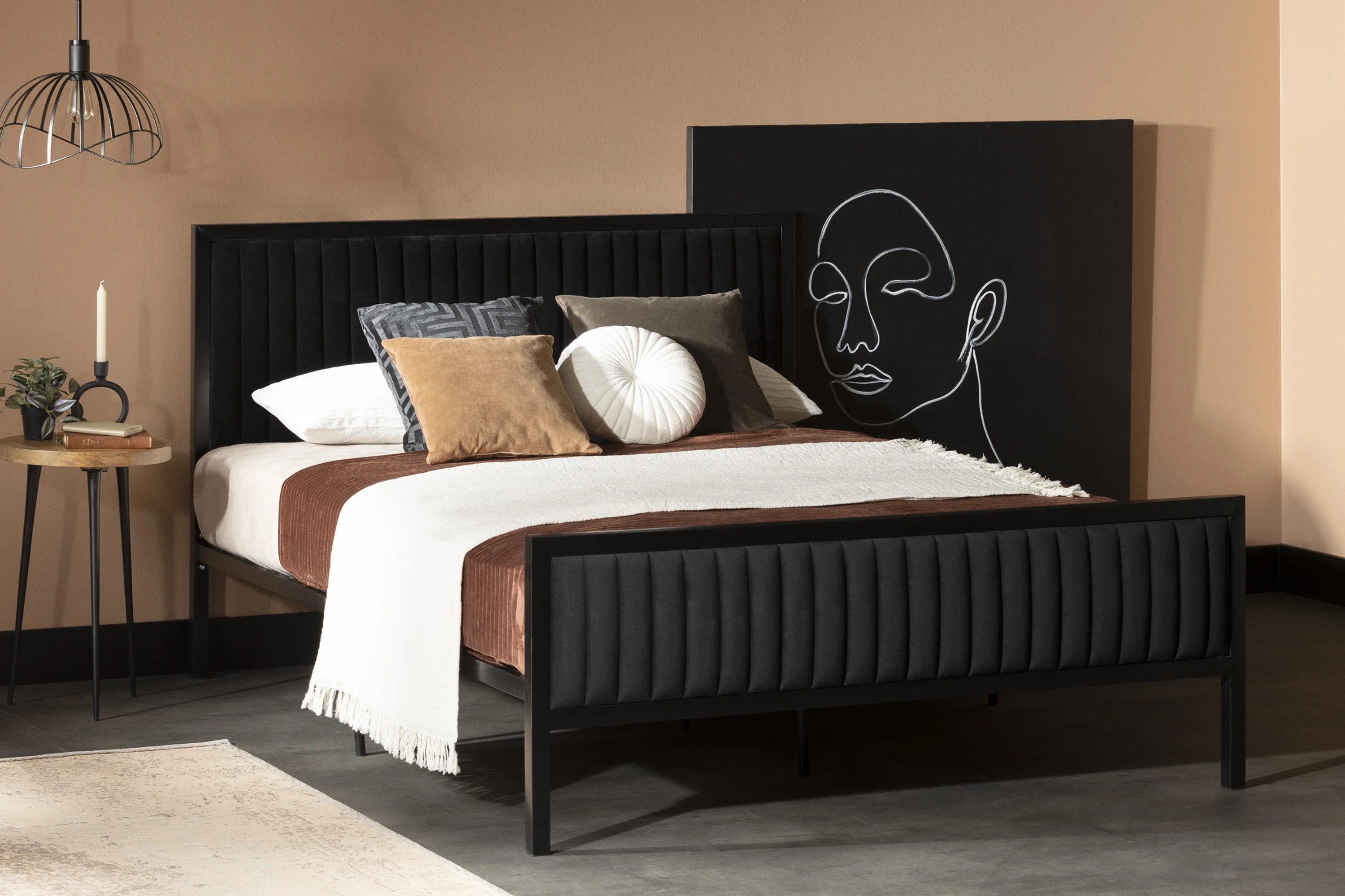 Maliza Upholstered Queen Metal Bed, Black