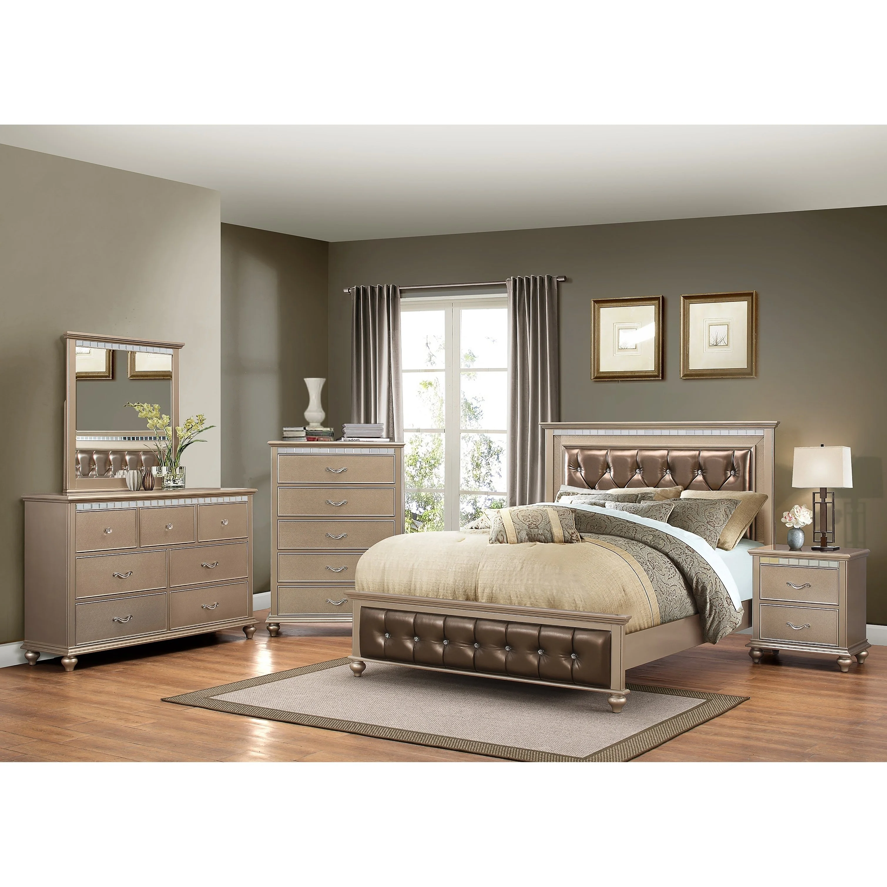 Inroom Furniture Designs B1008-70 26 x 24 x 17 in. Wood Chest - Champagne