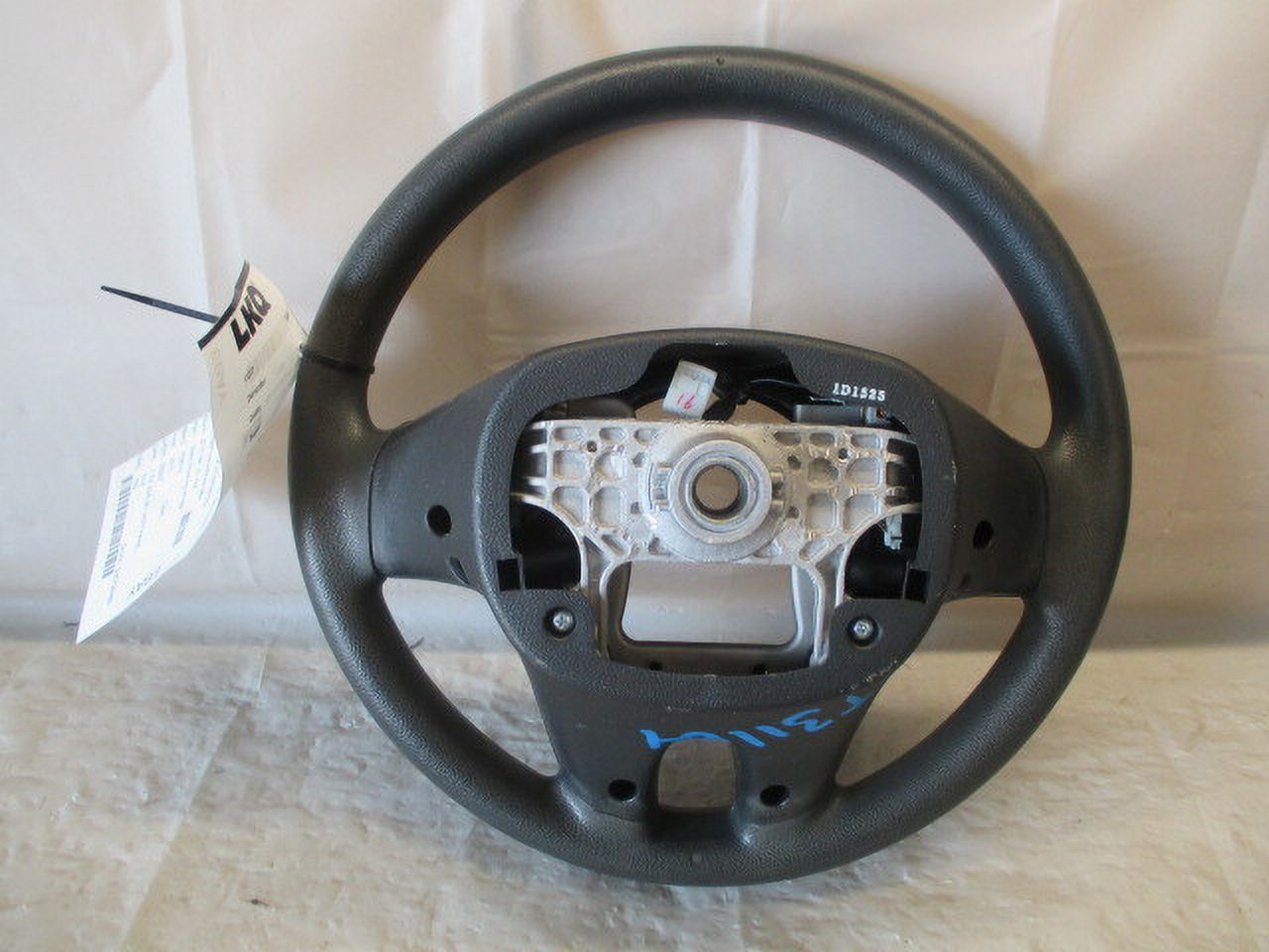 Pre-Owned 2011 Kia Forte Steering Wheel w/Controls OEM (Good)