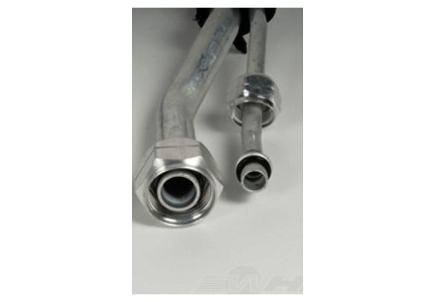 ACDelco 15-31071 Auxiliary A/C Evaporator Hose Assembly Fits select: 2002 CHEVROLET EXPRESS G3500, 2001 CHEVROLET EXPRESS CUTAWAY