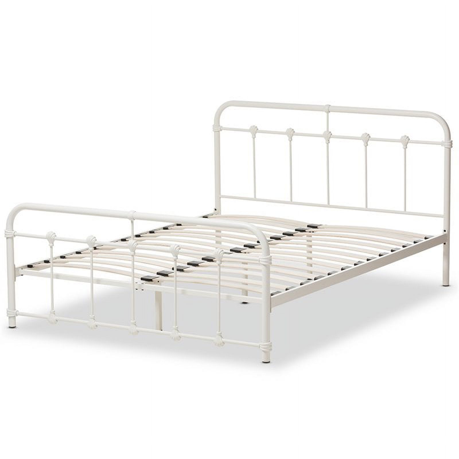 Bowery Hill Queen Metal Spindle Bed in White