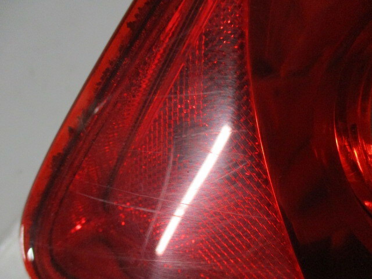 Pre-Owned 2006-2008 Honda Civic Driver LH Tail Light Lamp OEM (Good)