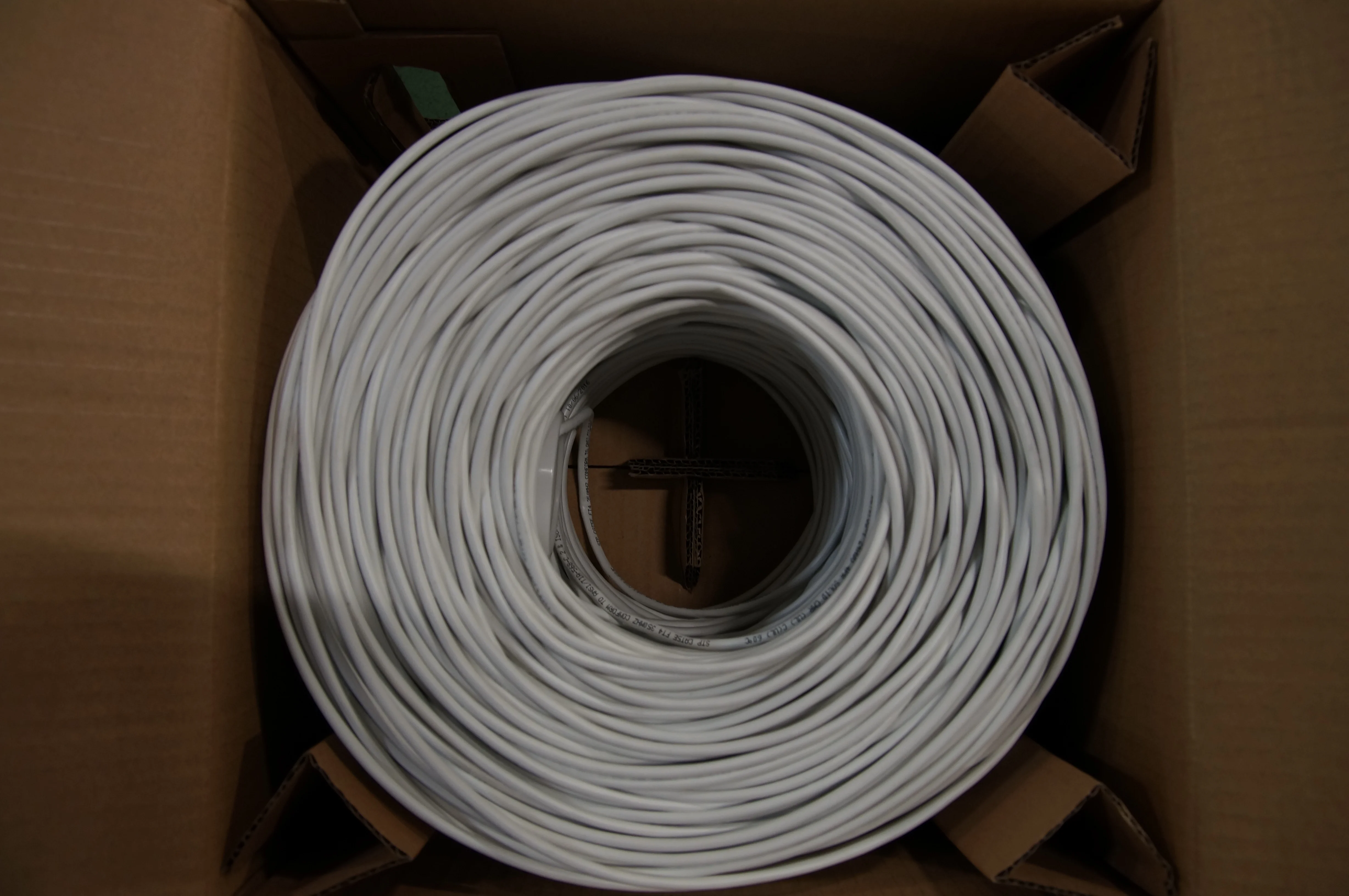 Grandmax Cat6 550MHz Shielded Solid STP,1000ft,100% Copper Cable,Blue