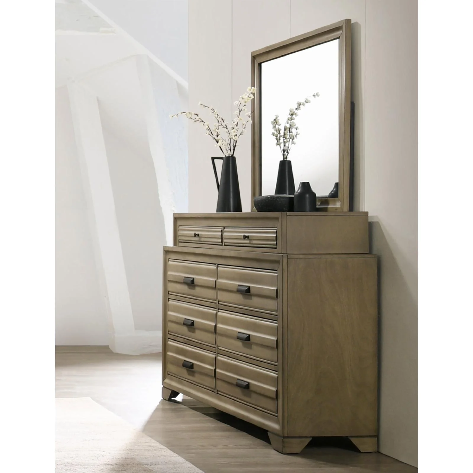 Roundhill Furniture Loiret Contemporary 8-Drawer Dresser with Mirror