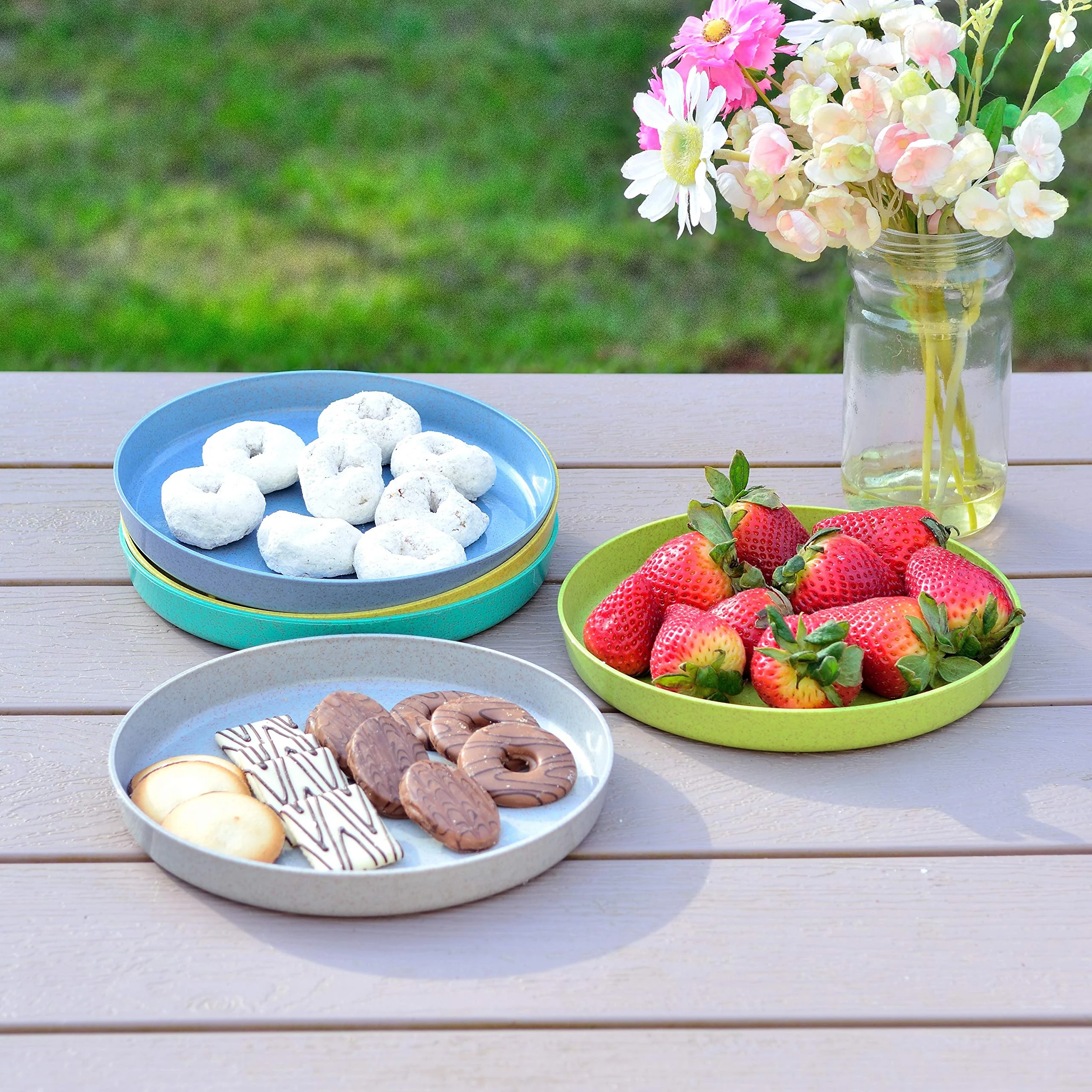 Youngever Bamboo Plastic Kids Dinnerware Set (5pcs Plates)