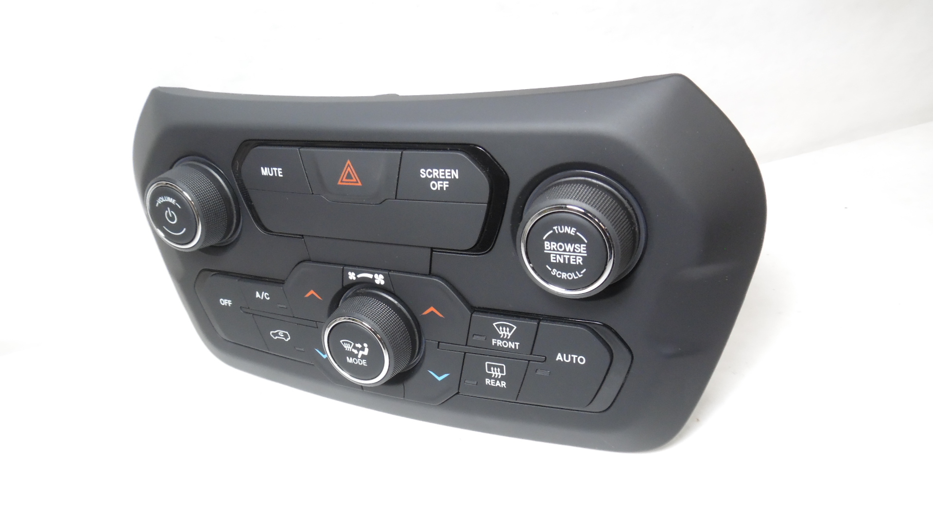 Pre-Owned 2018 2019 2020 Jeep Renegade Auto Dual Climate Temperature Radio Control OEM (Good)