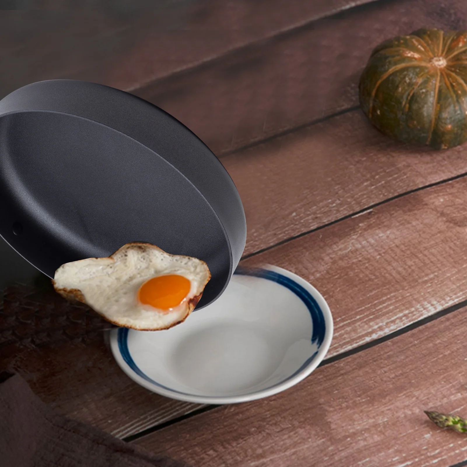 Tomshoo Non Stick Frying Pan Iron Pot Cookware, Excellent Heat Conductivity & Ergonomic Design