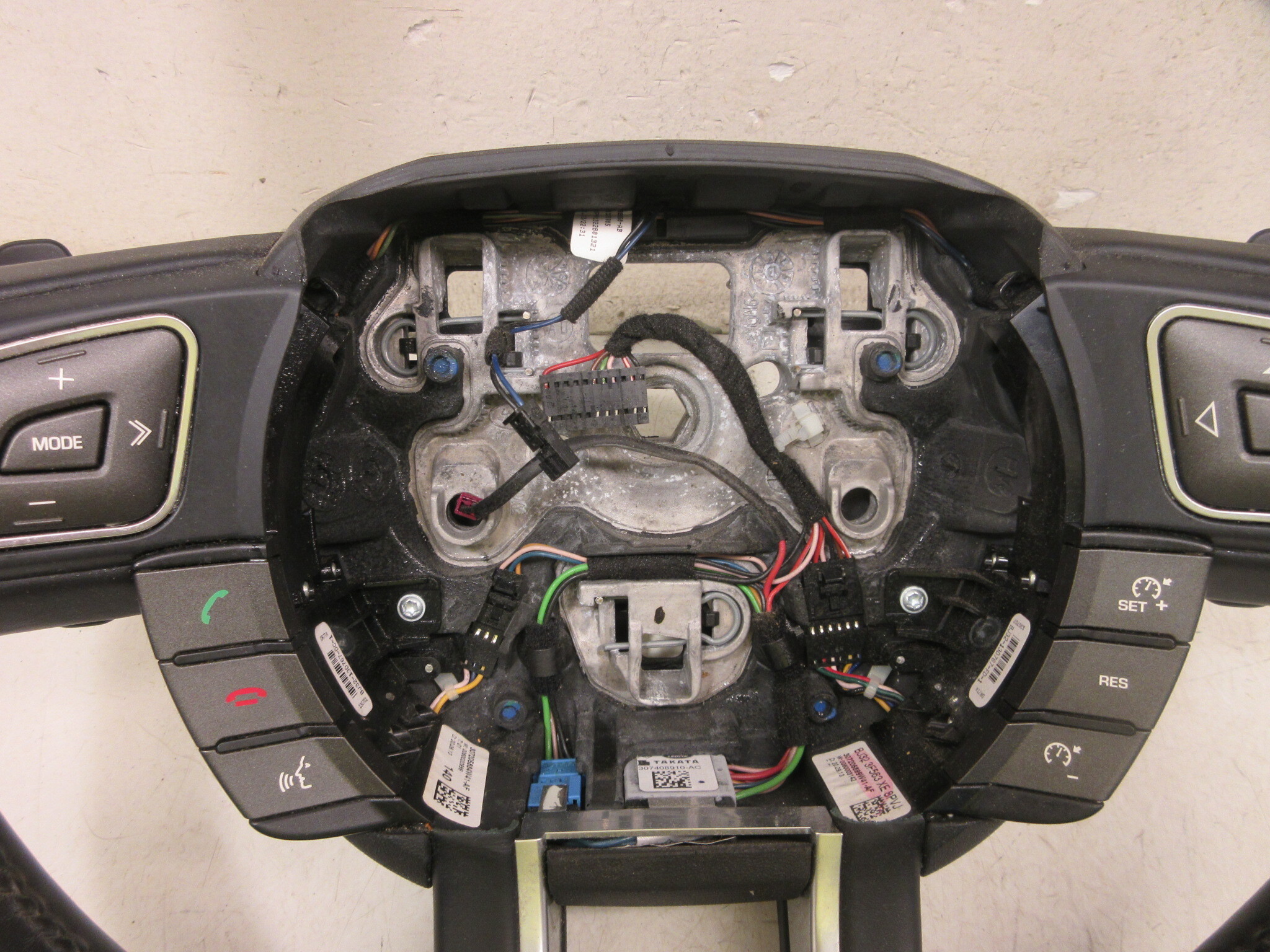 Pre-Owned 13 2013 Range Rover Evoque Black Leather Steering Wheel Radio Cruise Control OEM (Good)