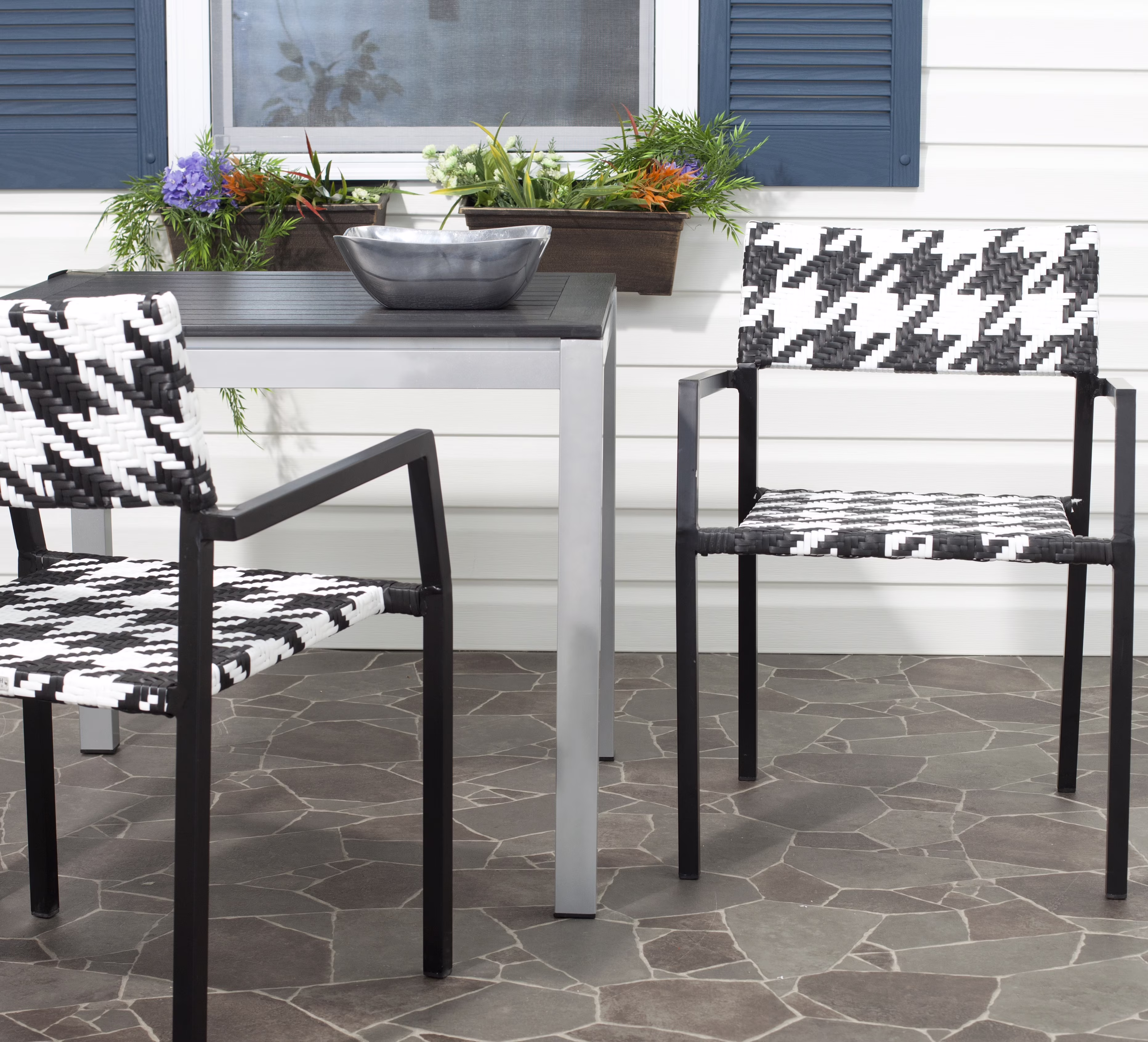 Safavieh Halden Indoor/Outdoor Modern Rattan Chair, Set of 2