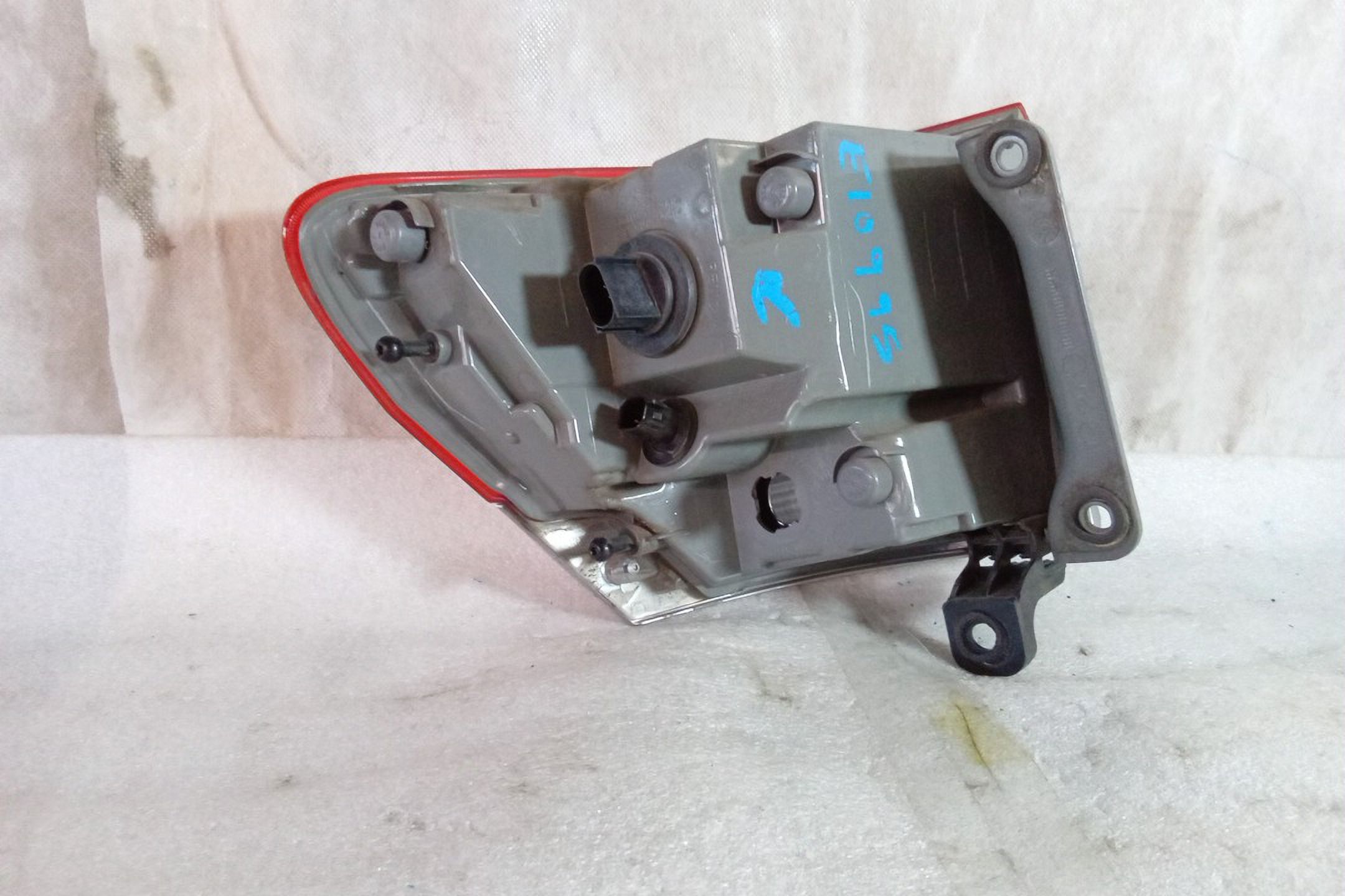 Pre-Owned 2017 Jeep Grand Cherokee Passenger Quarter Mounted Chrome Tail Lamp OEM LKQ (Good)