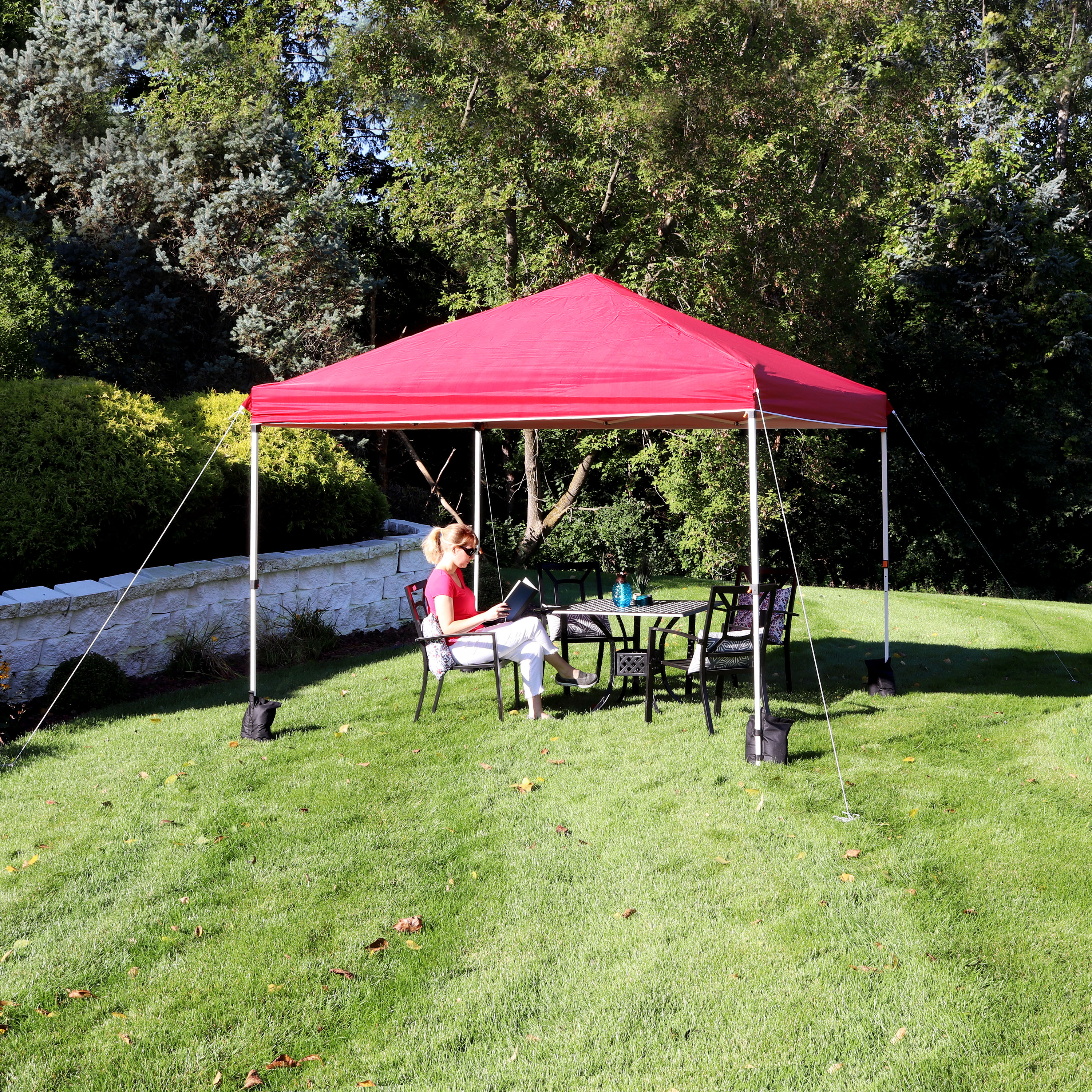 Sunnydaze Standard Pop-Up Canopy with Carry Bag and Sandbags -  10' x 10' -  Red