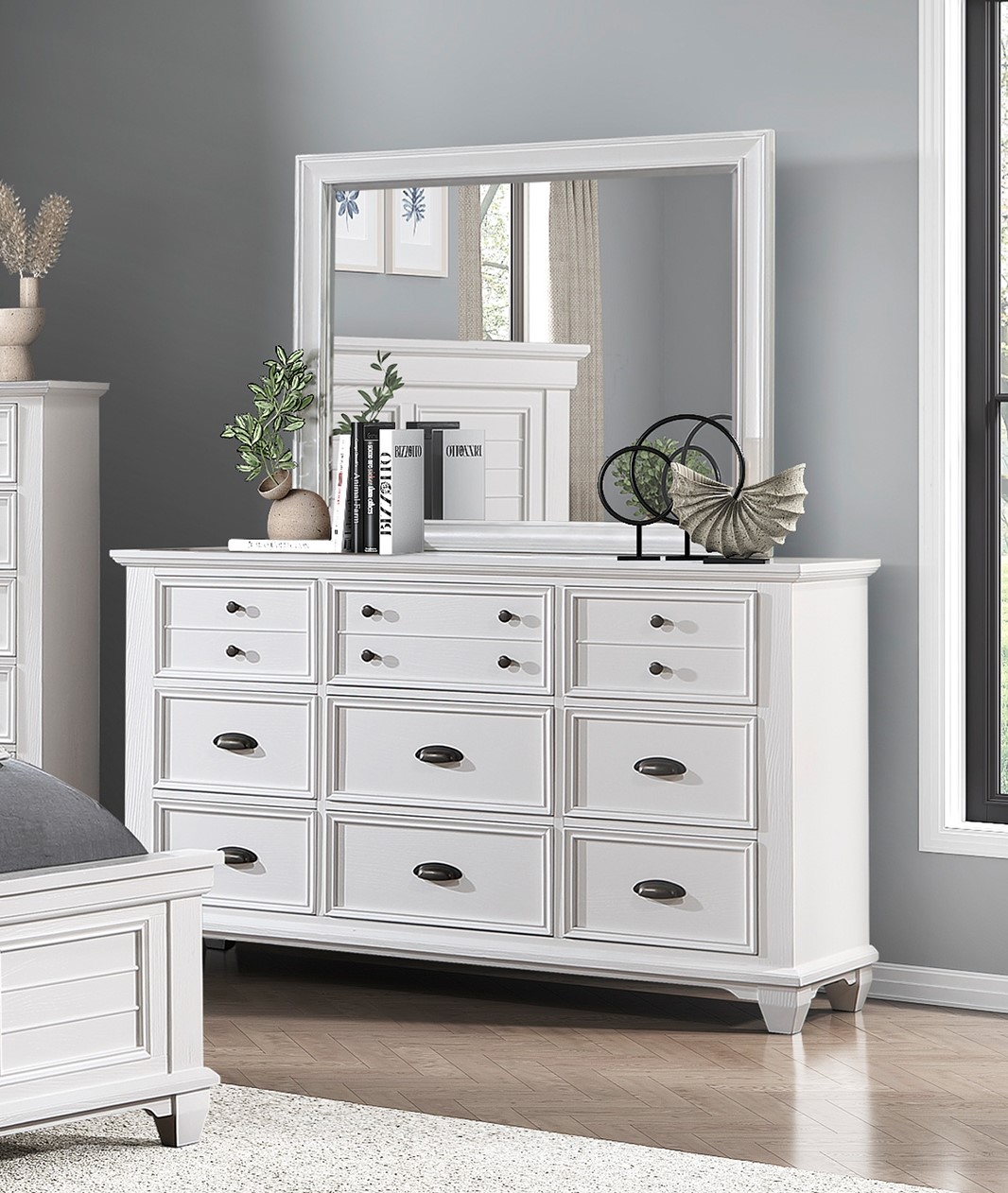 White Finish 1pc Dresser of 9x Drawers Traditional Framing Wooden Bedroom Furniture