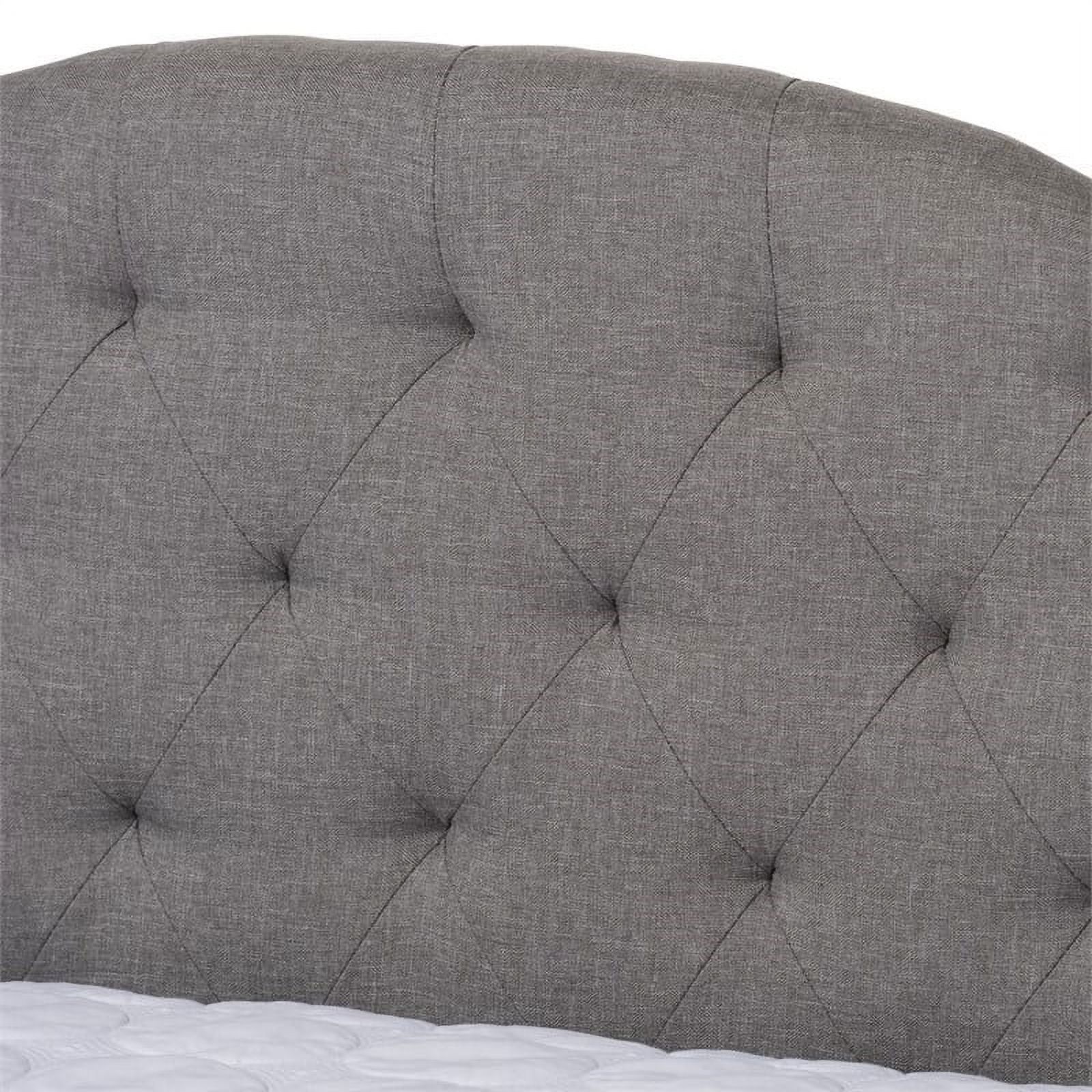 Bowery Hill Modern Fabric Tufted Full Daybed with Wood Frame in Gray