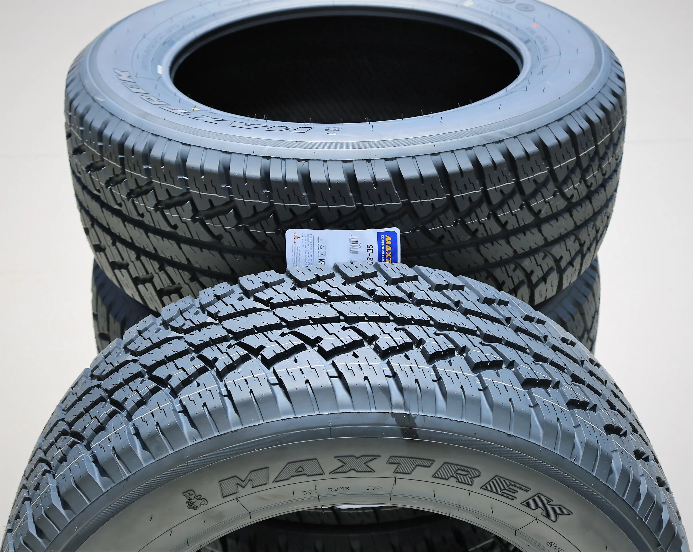 Maxtrek SU-800 A/T 225/70R16 107S AT All Terrain Tire Fits: 2000-01 Jeep Cherokee Classic, 1997-99 Jeep Wrangler Sahara