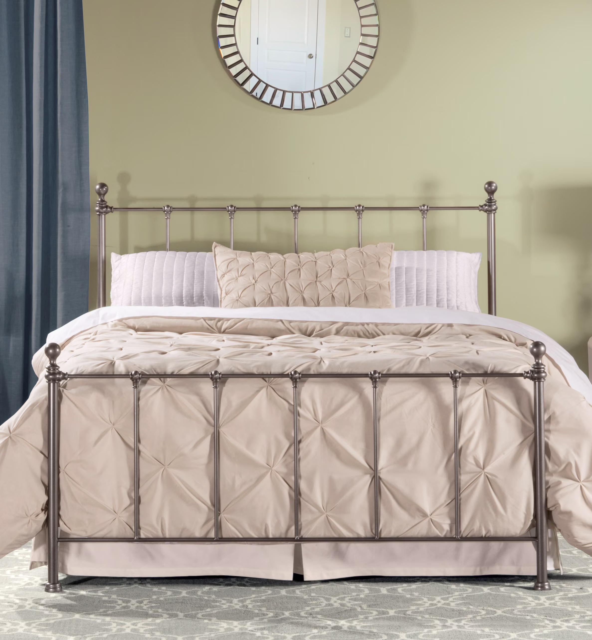 Hillsdale Furniture Molly Queen Metal Bed, Black Steel