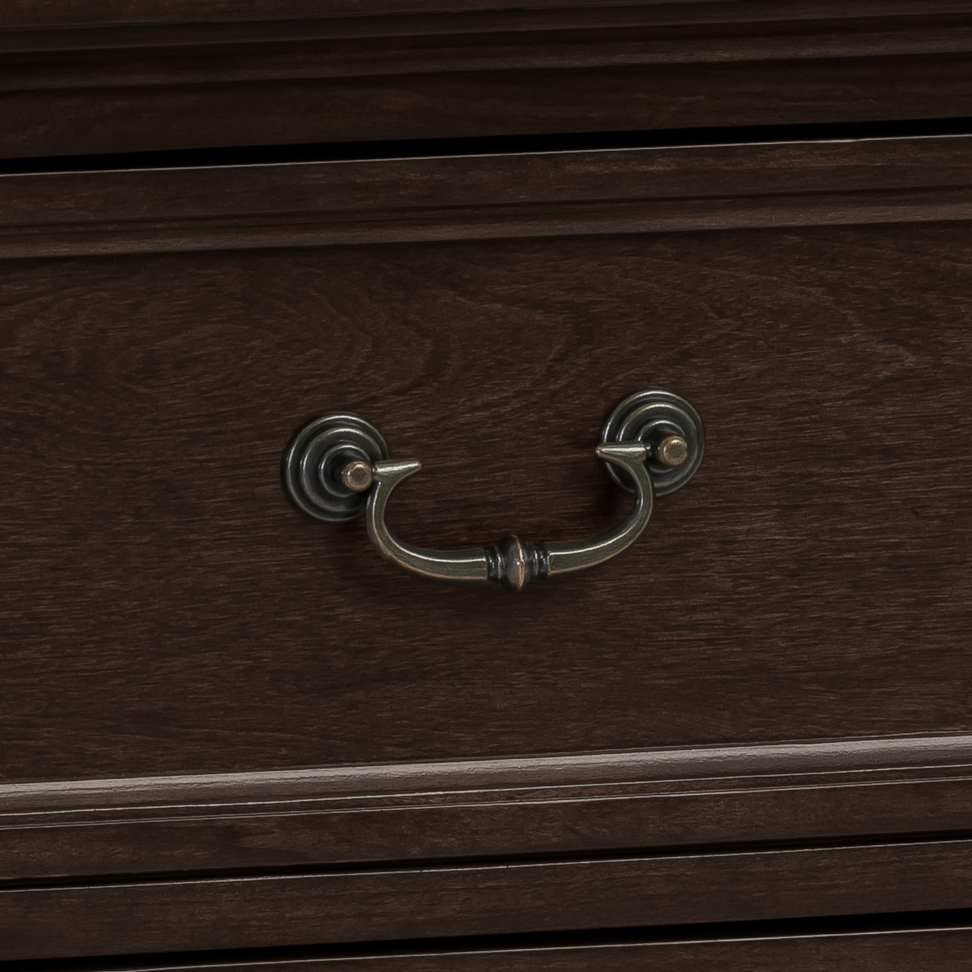 Devon & Claire Carly Traditional Wooden Dresser, Brown