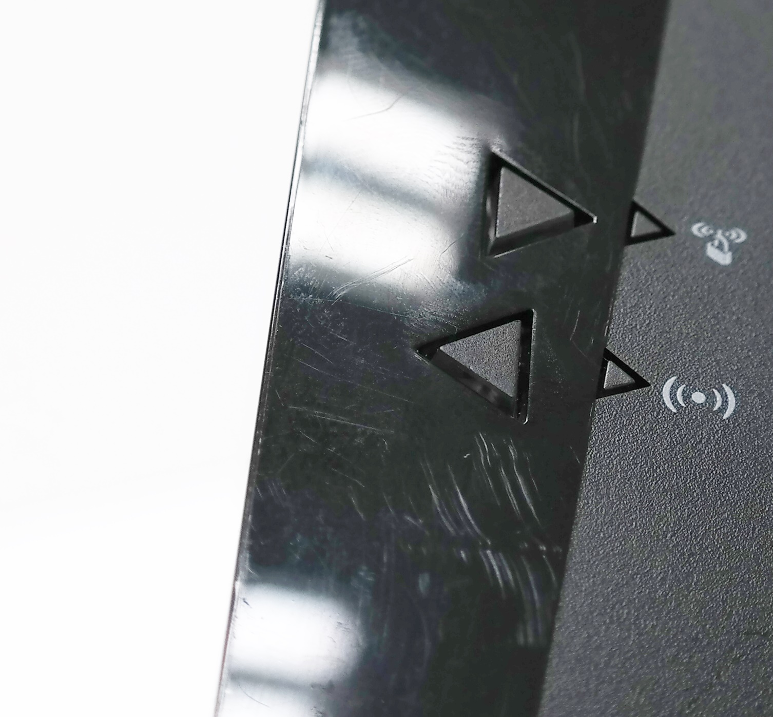 Used NETGEAR AC1750 C6300v2 Wi-Fi DOCSIS 3.0 Cable Modem Router