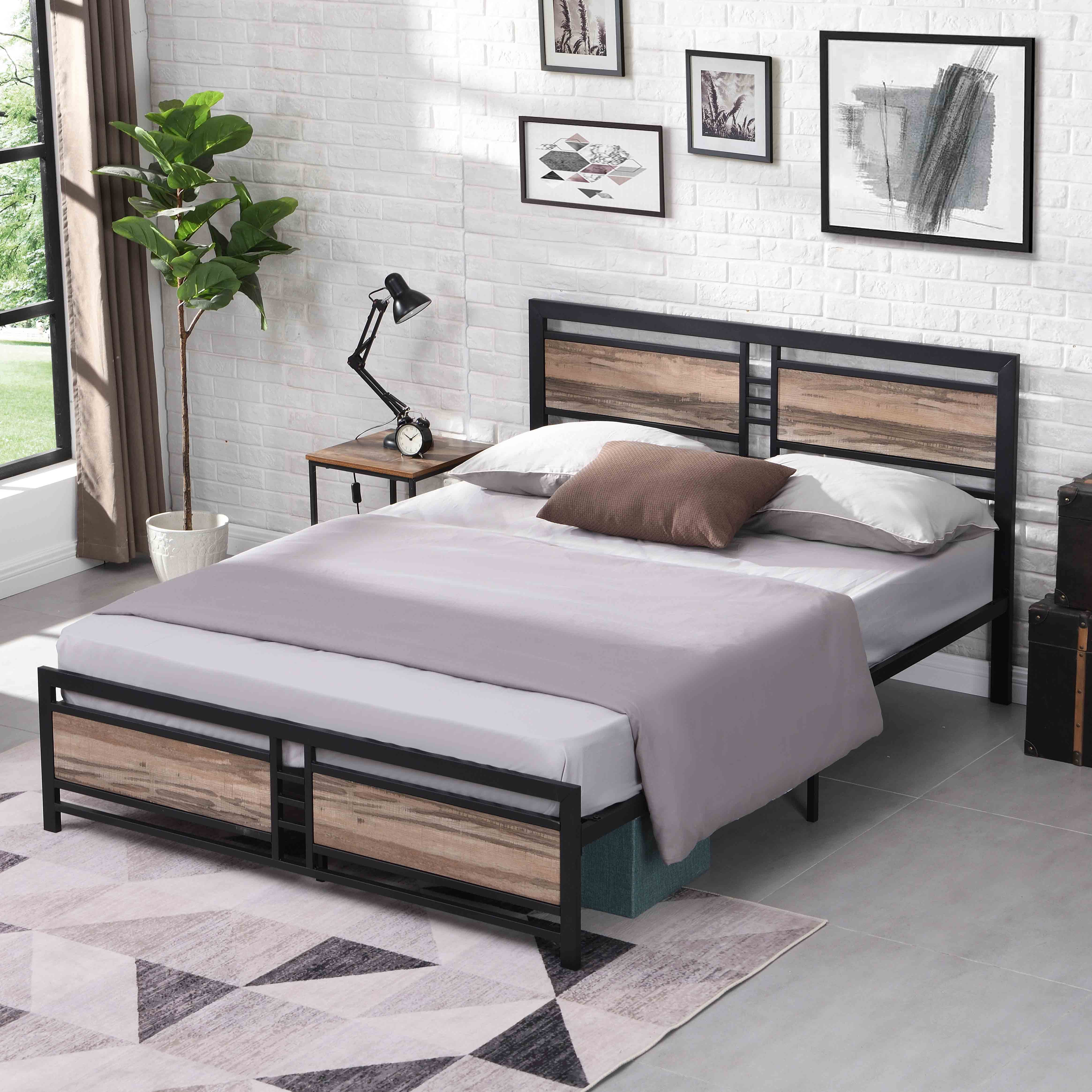 Queen Size Metal Platform Bed Frame with Wood Headboard and Footboard, Heavy Duty Mattress Foundation with Slat Support, Easy to Assemble, Overall Dimensions: 82.1