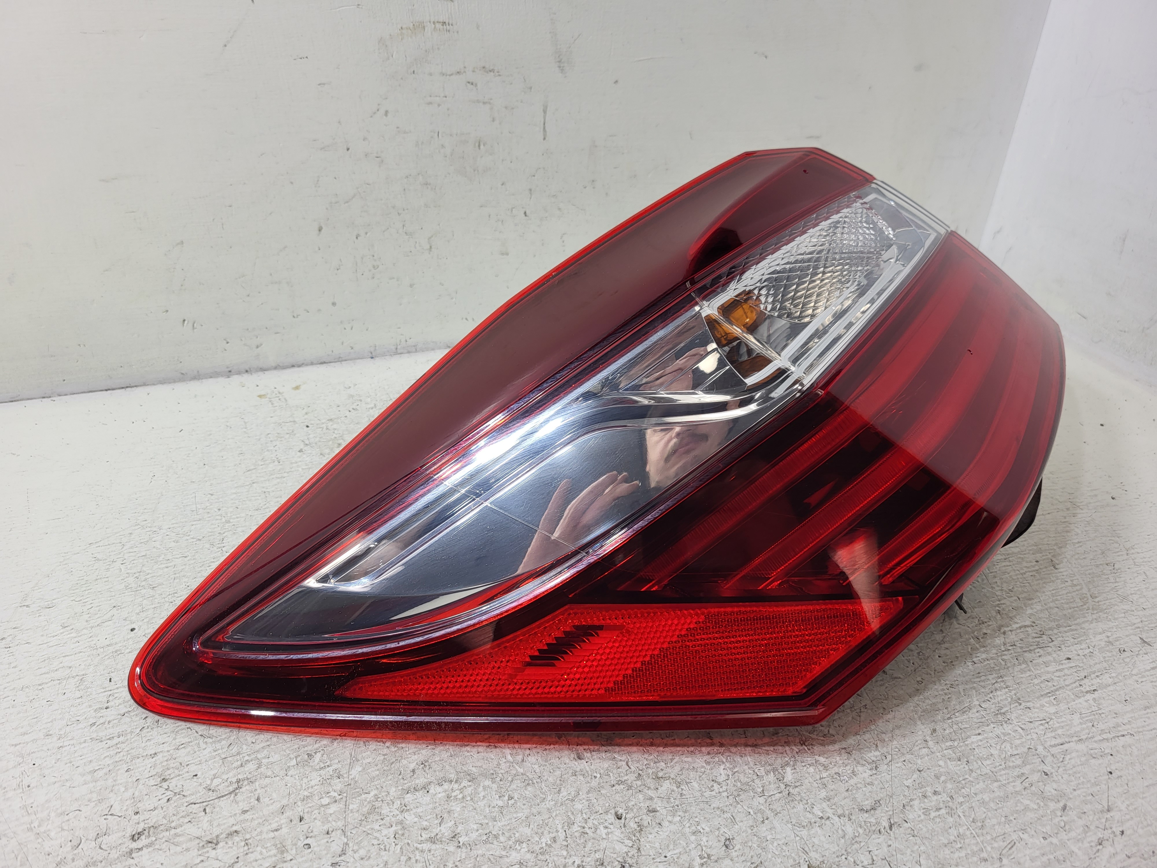 Pre-Owned 2017 Honda Accord Driver Side LH Quarter Mount Tail Light Lamp OEM LKQ (Good)