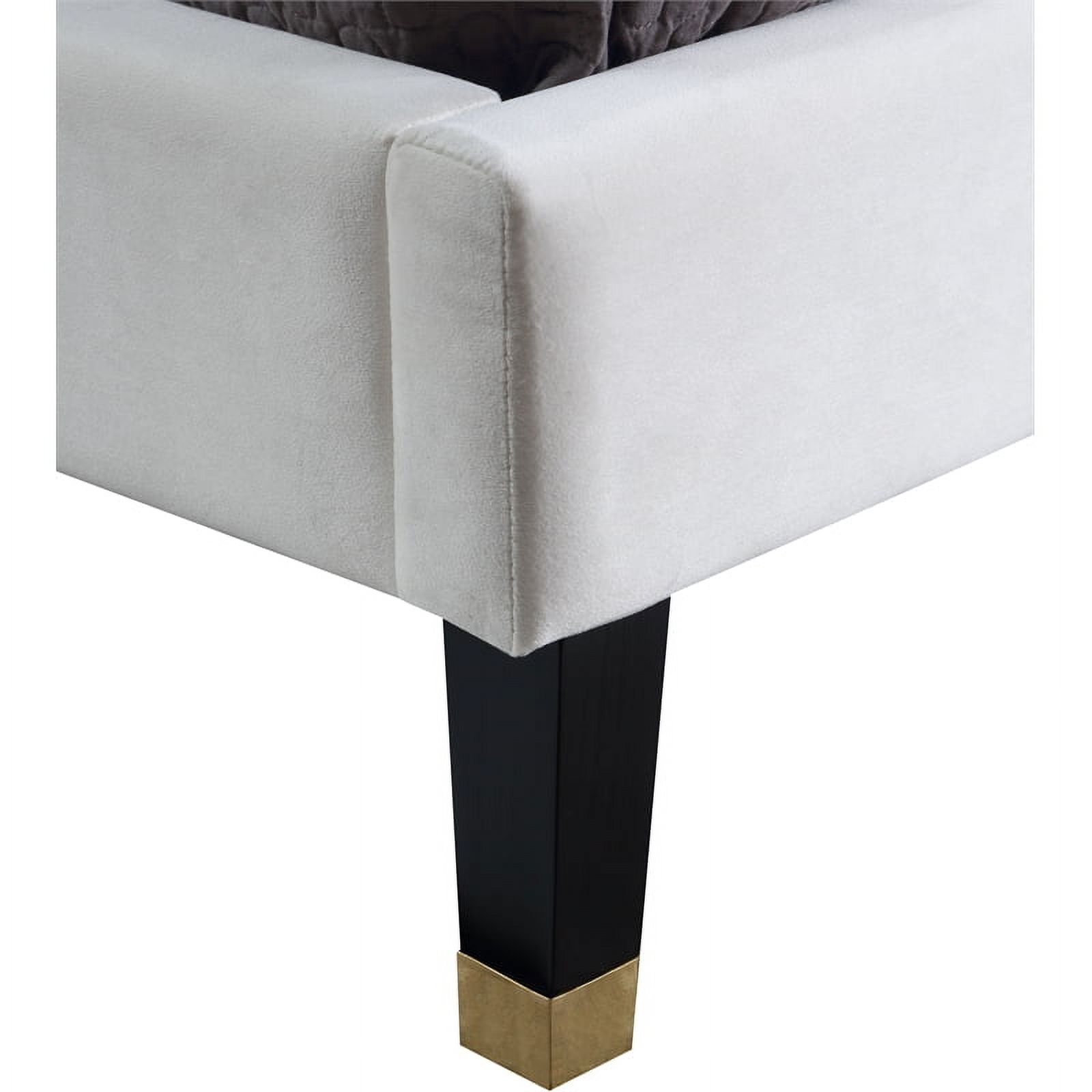 Meridian Furniture Harlie Cream Velvet Full Bed