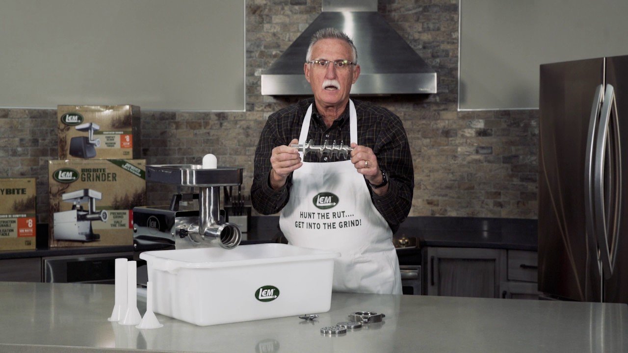 LEM Big Bite Meat Grinder #22 + 11pc Grinder Cleaning Kit