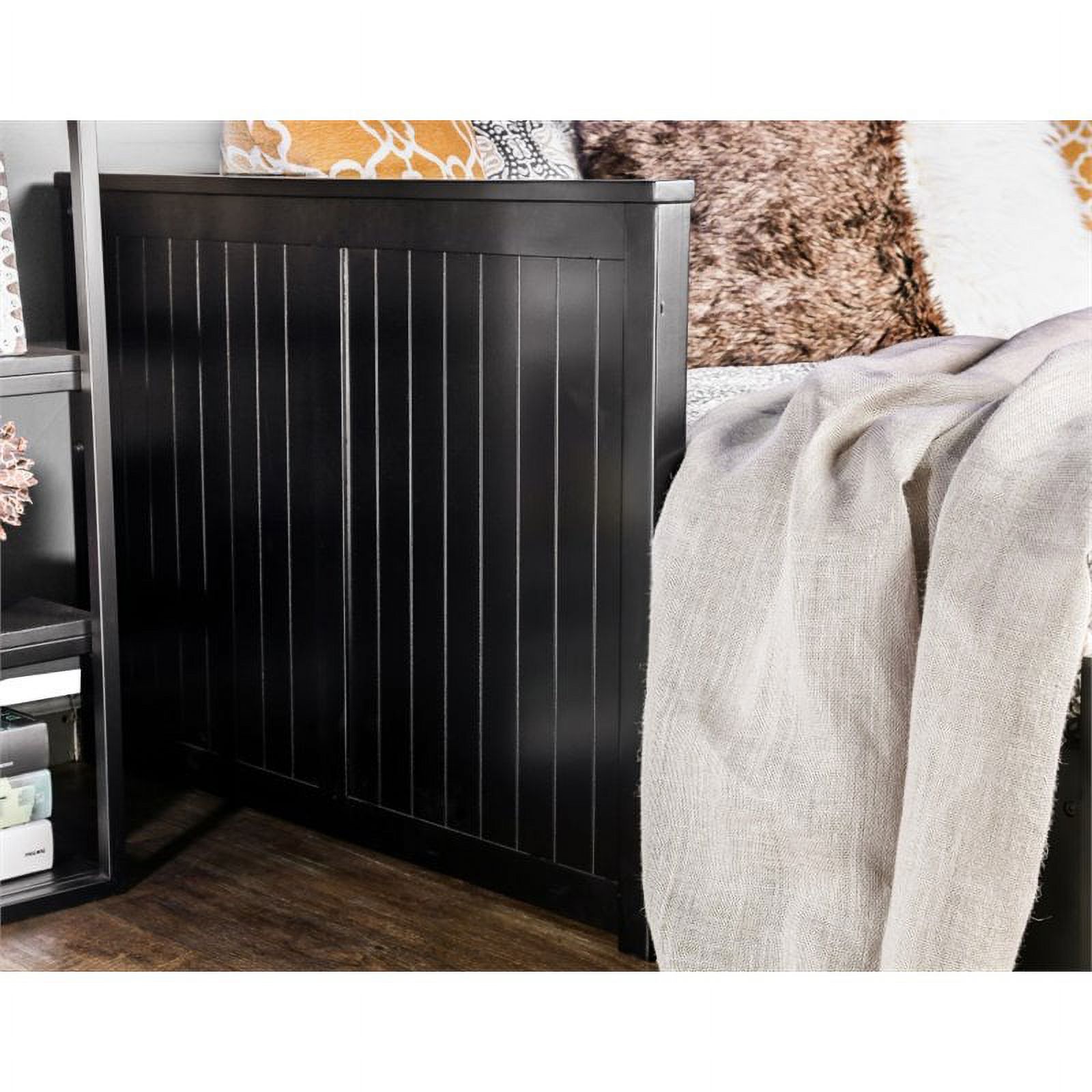 Bowery Hill Farmhouse Solid Wood Full Daybed with Drawers in Black