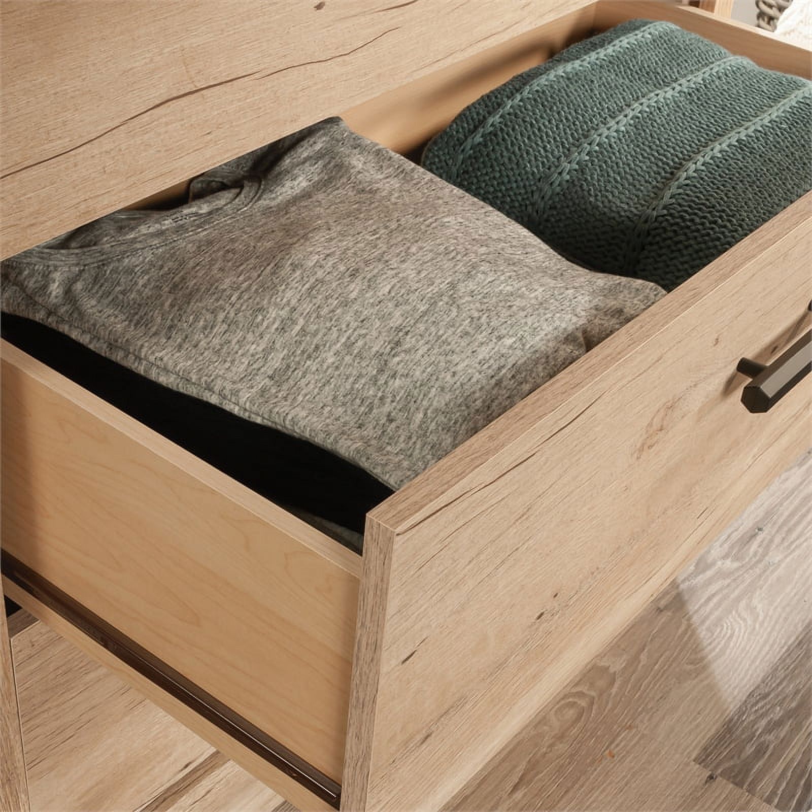 Sauder Aspen Post ® 4-Drawer Bedroom Chest in Prime Oak