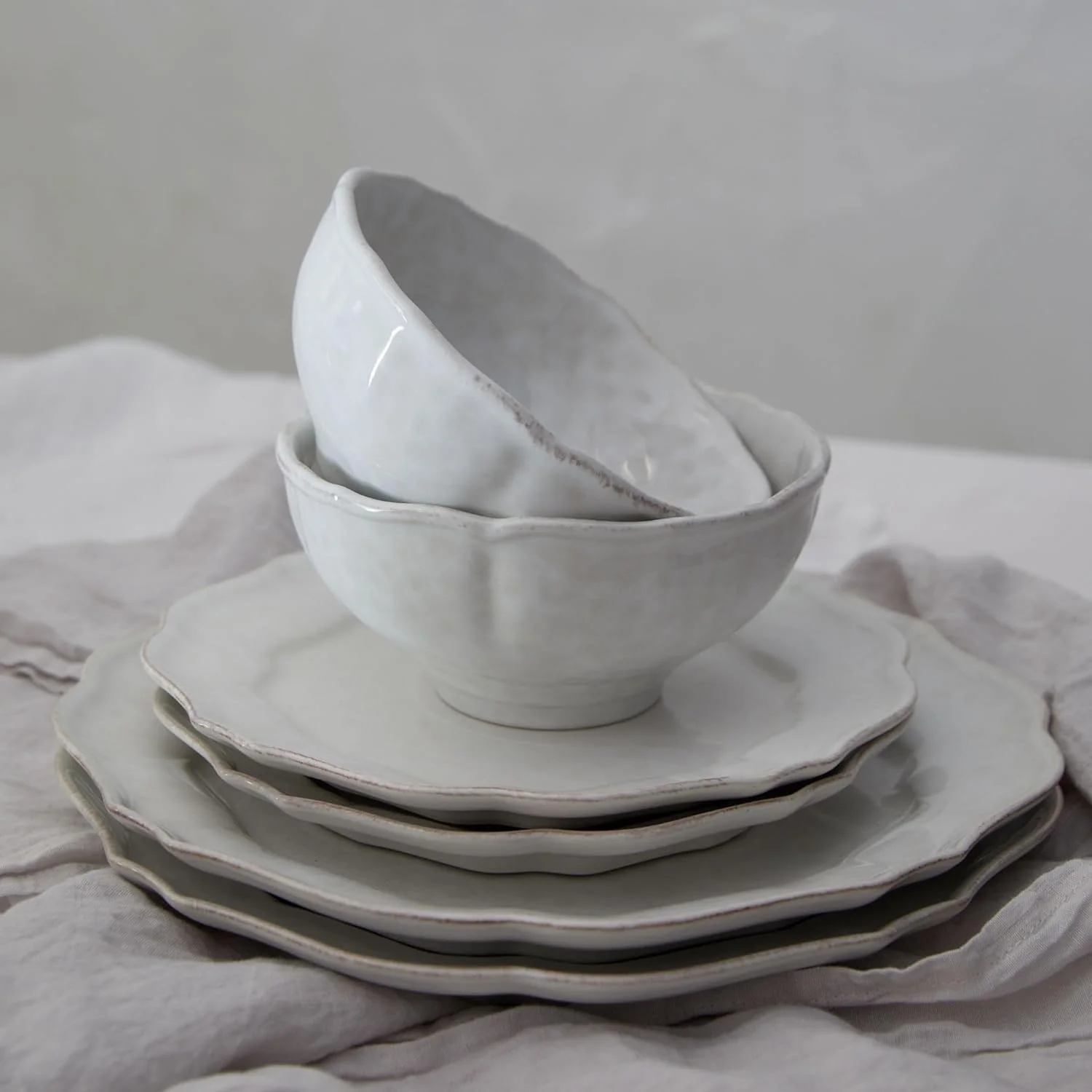 Ceramic Stoneware 11'' Dinner Plate - Impressions Collection, White | Microwave & Dishwasher Safe Dinnerware | Food Safe Glazing | Restaurant Quality Tableware