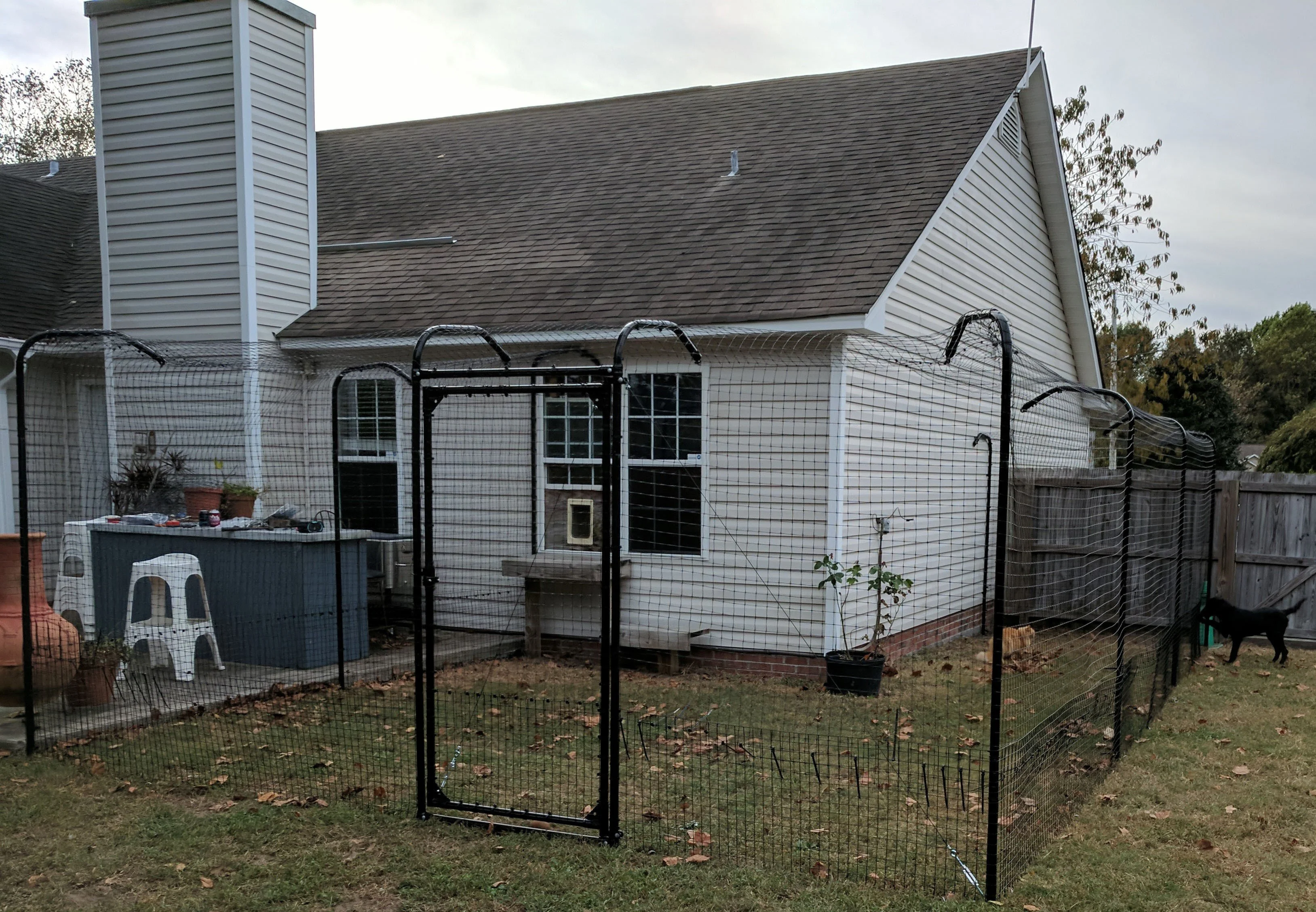 7.5' X 200' Kitty Corral Cat Fence System