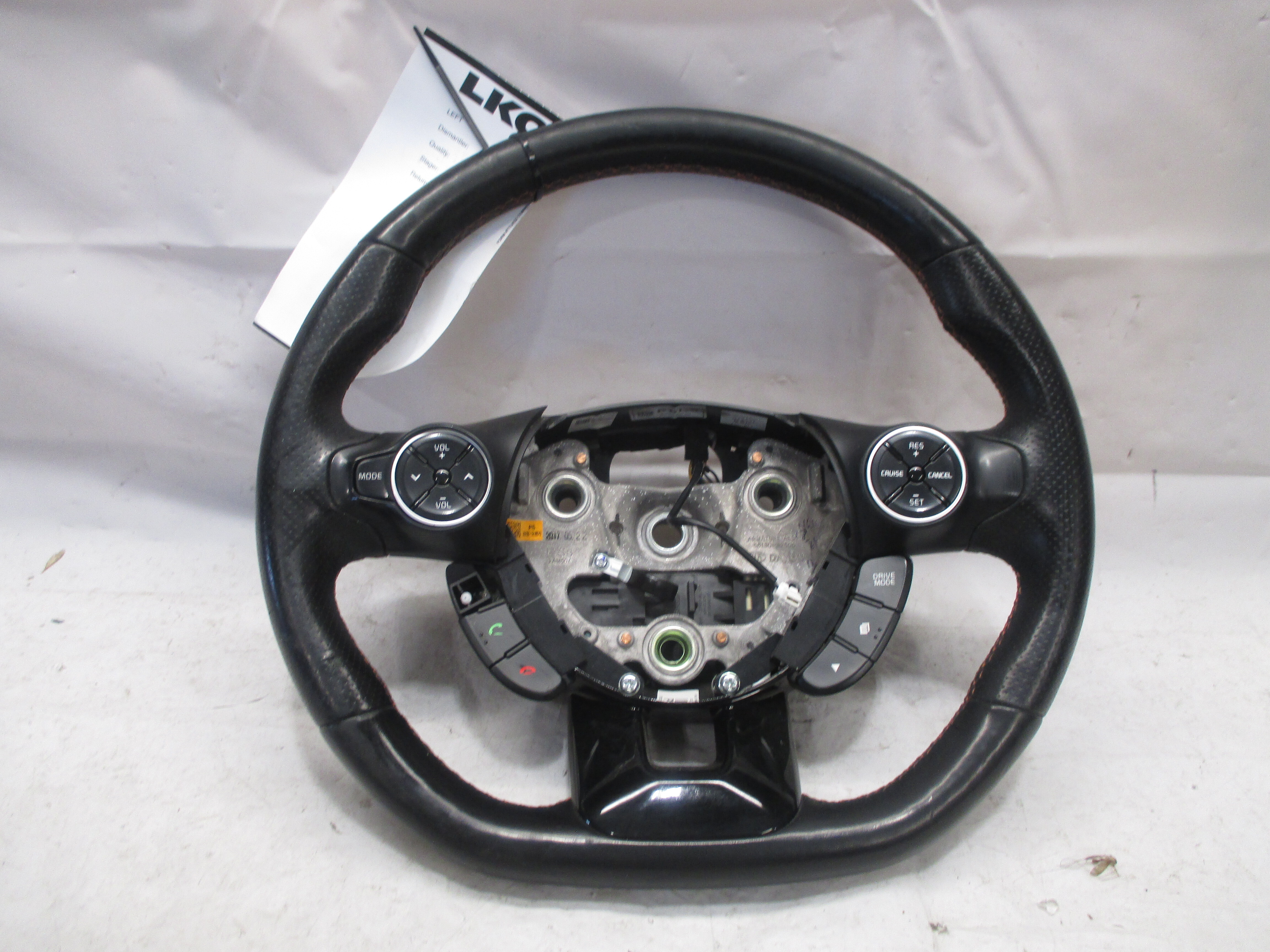 Pre-Owned 2018 Kia Soul Steering Wheel w/Controls OEM (Good)