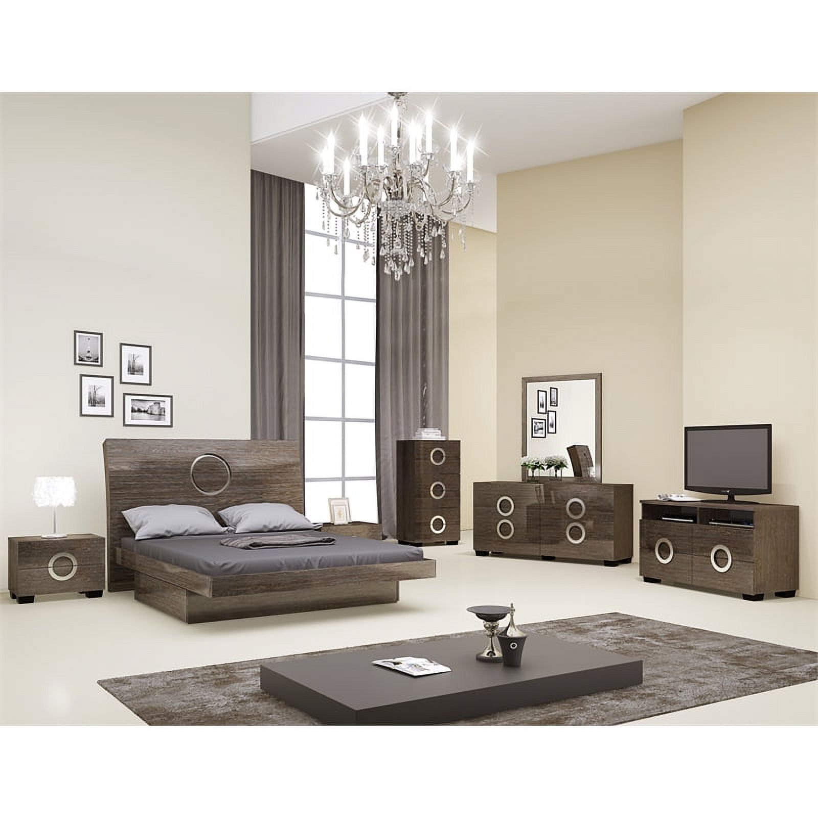 Titan Furnishings Rita 4-Piece Wood Eastern King Bedroom Set in Gray
