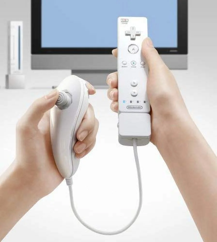 Nintendo Wii White Gaming Console + HDMI Cable Cleaning Kit BOLT AXTION Bundle Like New
