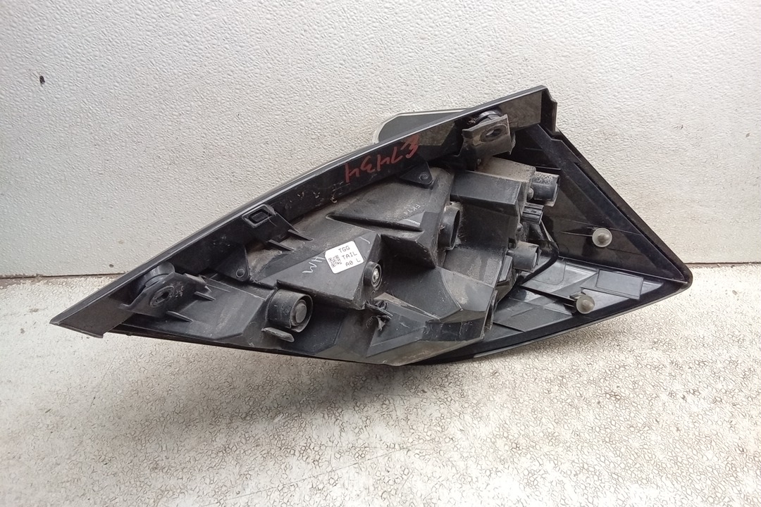 Pre-Owned 2017 Honda Civic Driver LH Tail Lamp Assembly OEM (Good)