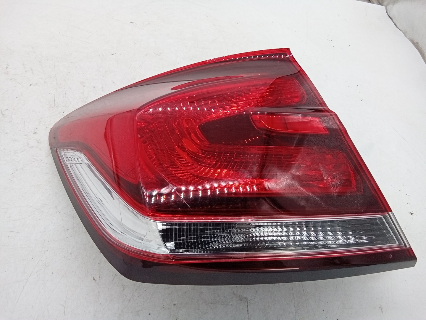 Pre-Owned 2015 Honda Civic Driver LH Tail Lamp Assembly OEM (Good)