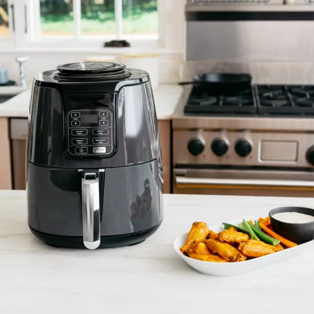 AF101 4qt Air Fryer Easy-to-clean Basket and Crisper Plate Black