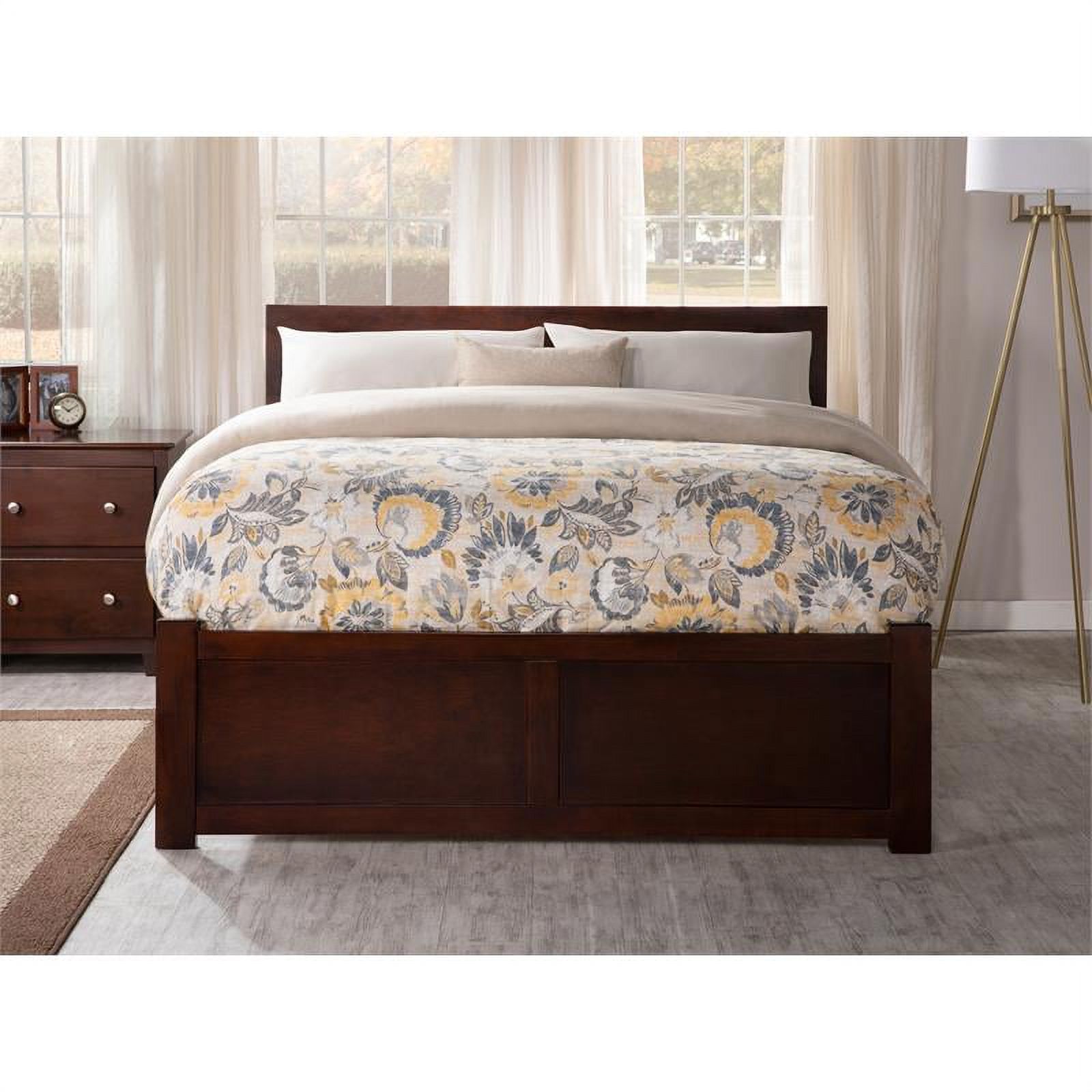 Bowery Hill Wood Queen Bed with Footboard/Trundle in Walnut