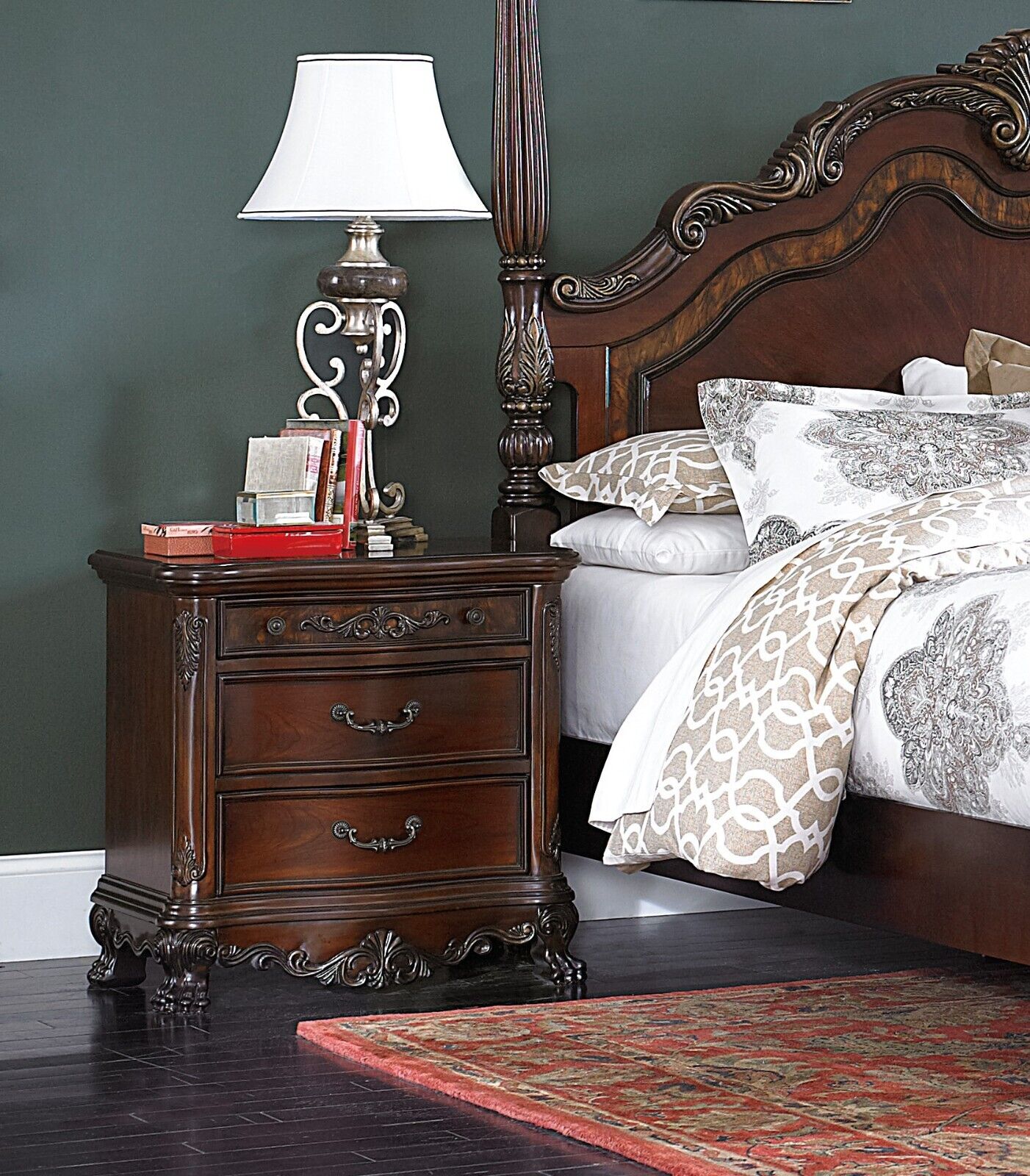 Formal Bedroom 5pc Queen Poster Bed Dresser Nightstands Mirror Set Traditional Style Cherry Finish