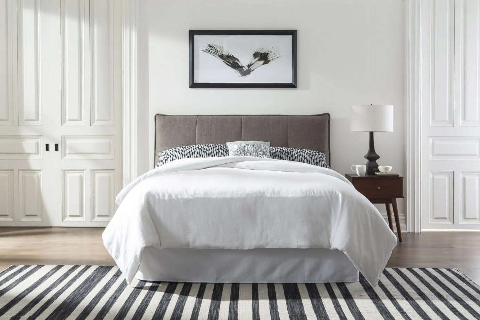 Modus Geneva Queen Adona Headboard Bed, Dolphin