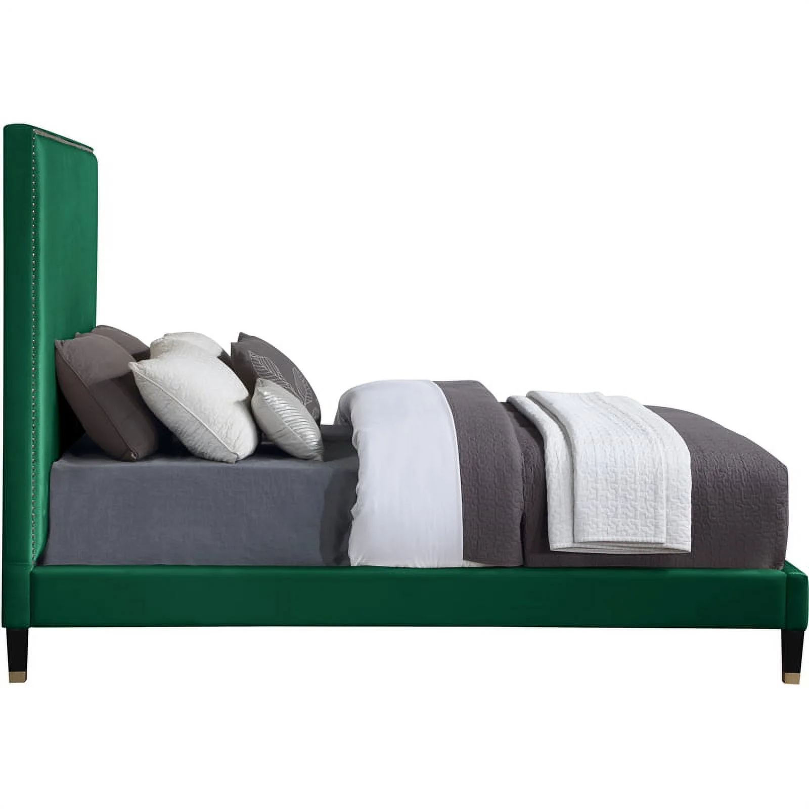 Meridian Furniture Harlie Green Velvet Full Bed