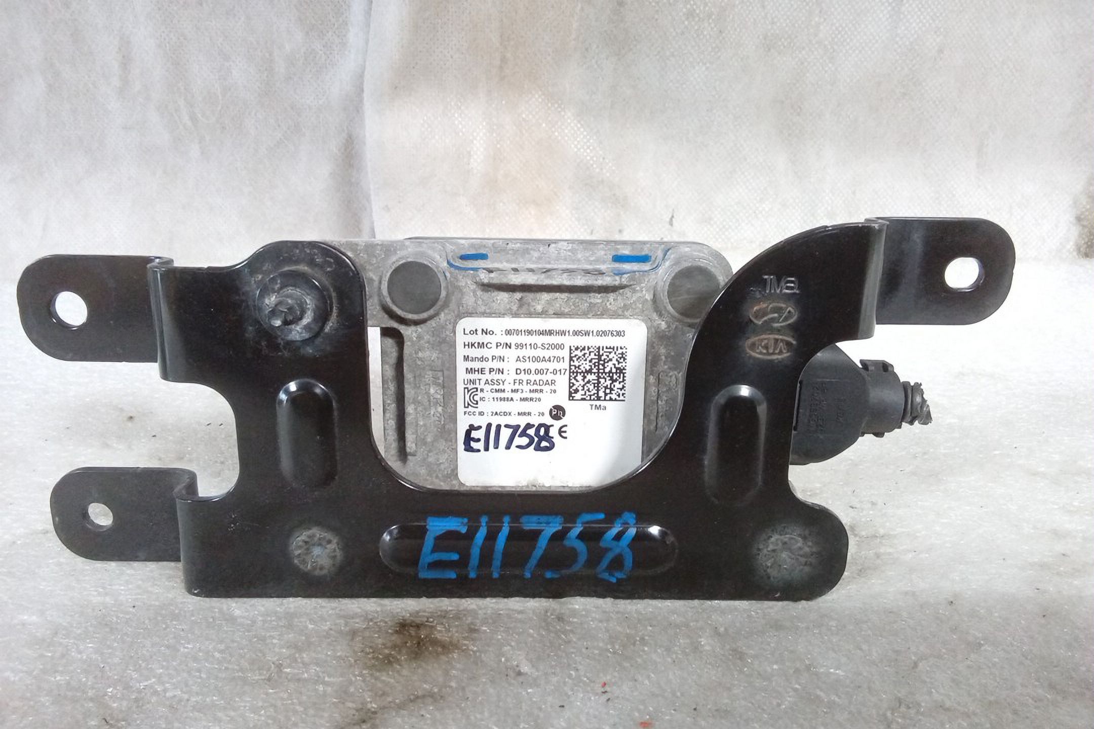 Pre-Owned 2019 Hyundai Santa Fe Behind Grill Front Adaptive Cruise Radar OEM LKQ (Good)