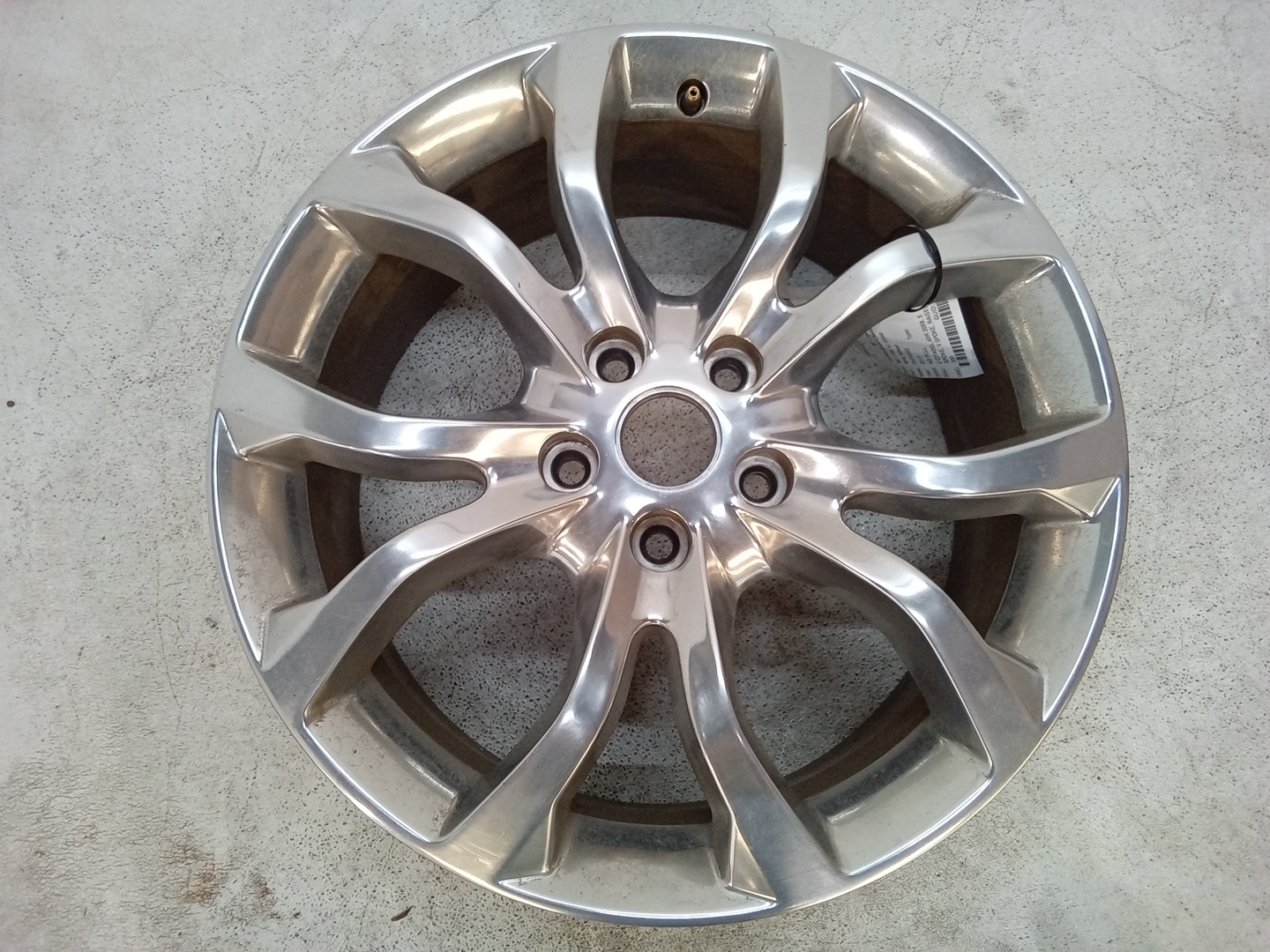 Pre-Owned 2017 Dodge Durango 20X8 Wheel Single Rim 5 V Spokes 5ZR77TRMAA OEM (Good)