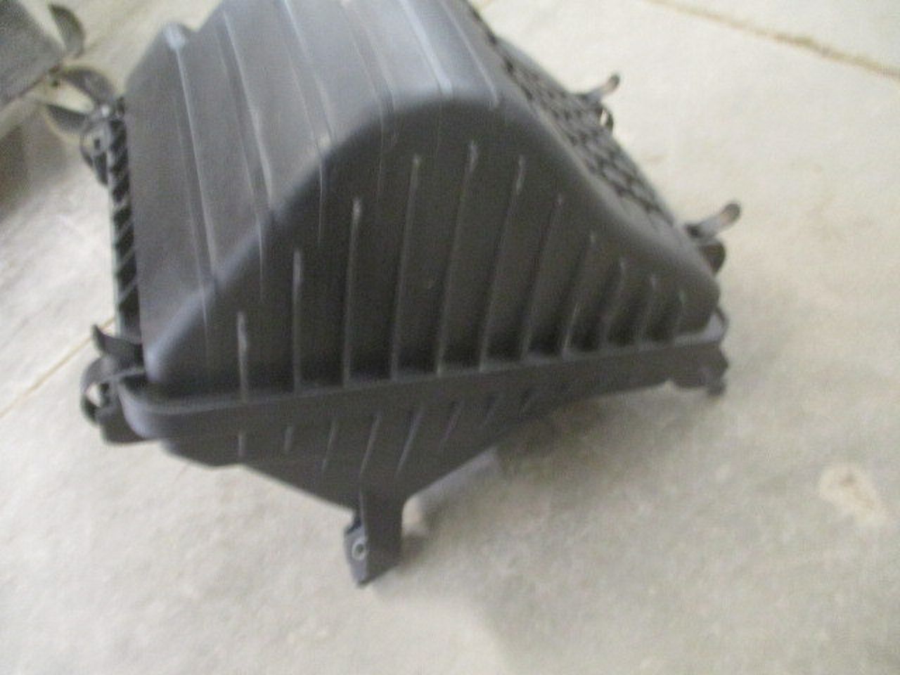 Pre-Owned 11 12 13 14 Hyundai Sonata 2.4L Air Intake Cleaner 81K OEM LKQ (Good)