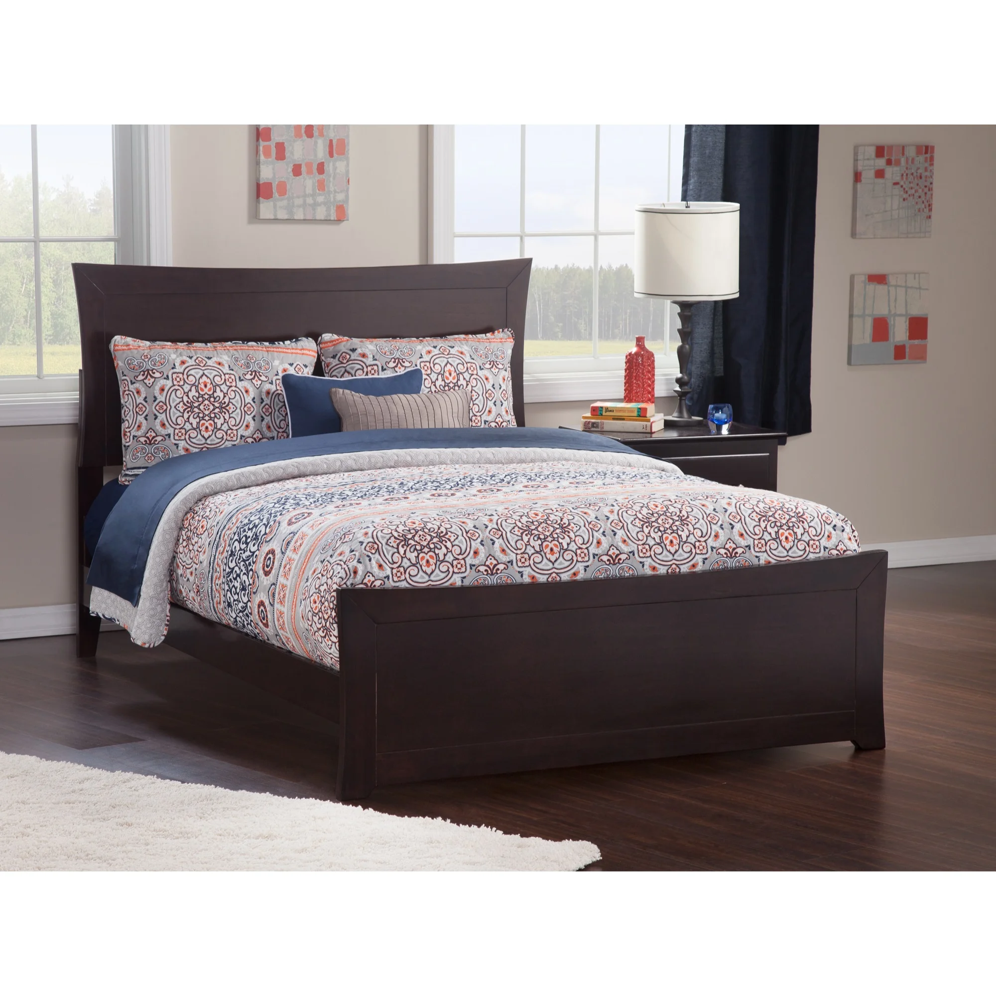 Metro Queen Low Profile Platform Bed with Matching Footboard in Espresso