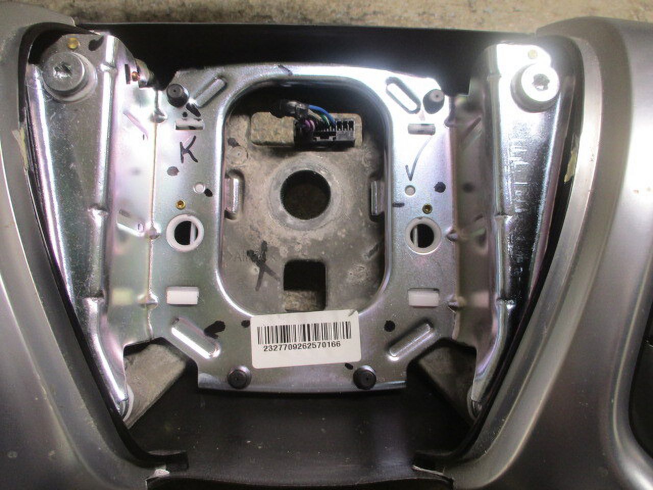 Pre-Owned 2017 Chevrolet Traverse Leather Steering Wheel w/Cruise OEM LKQ (Good)