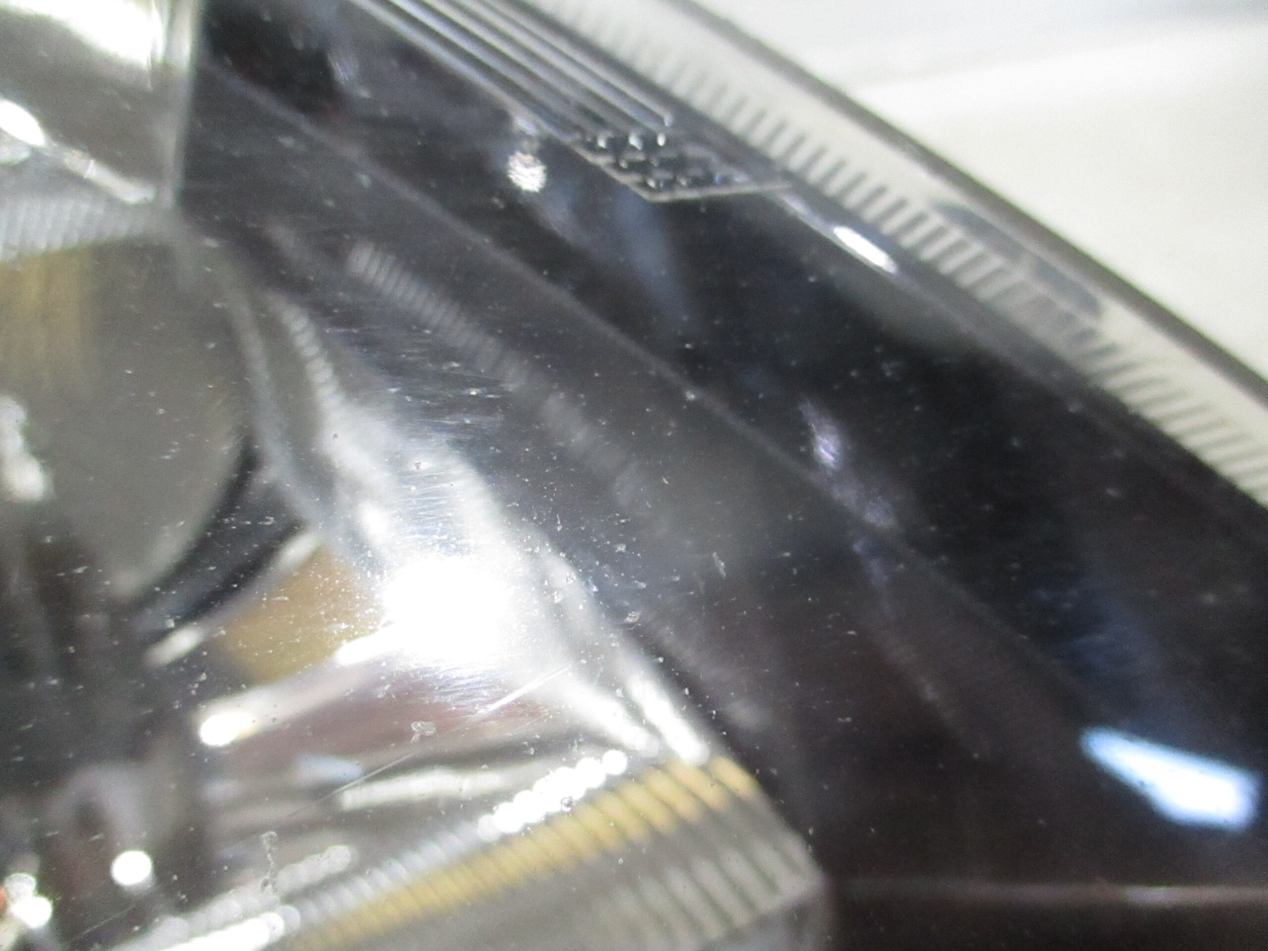 Pre-Owned 2014-2016 Subaru Forester Passenger RH Head Light Lamp OEM (Good)