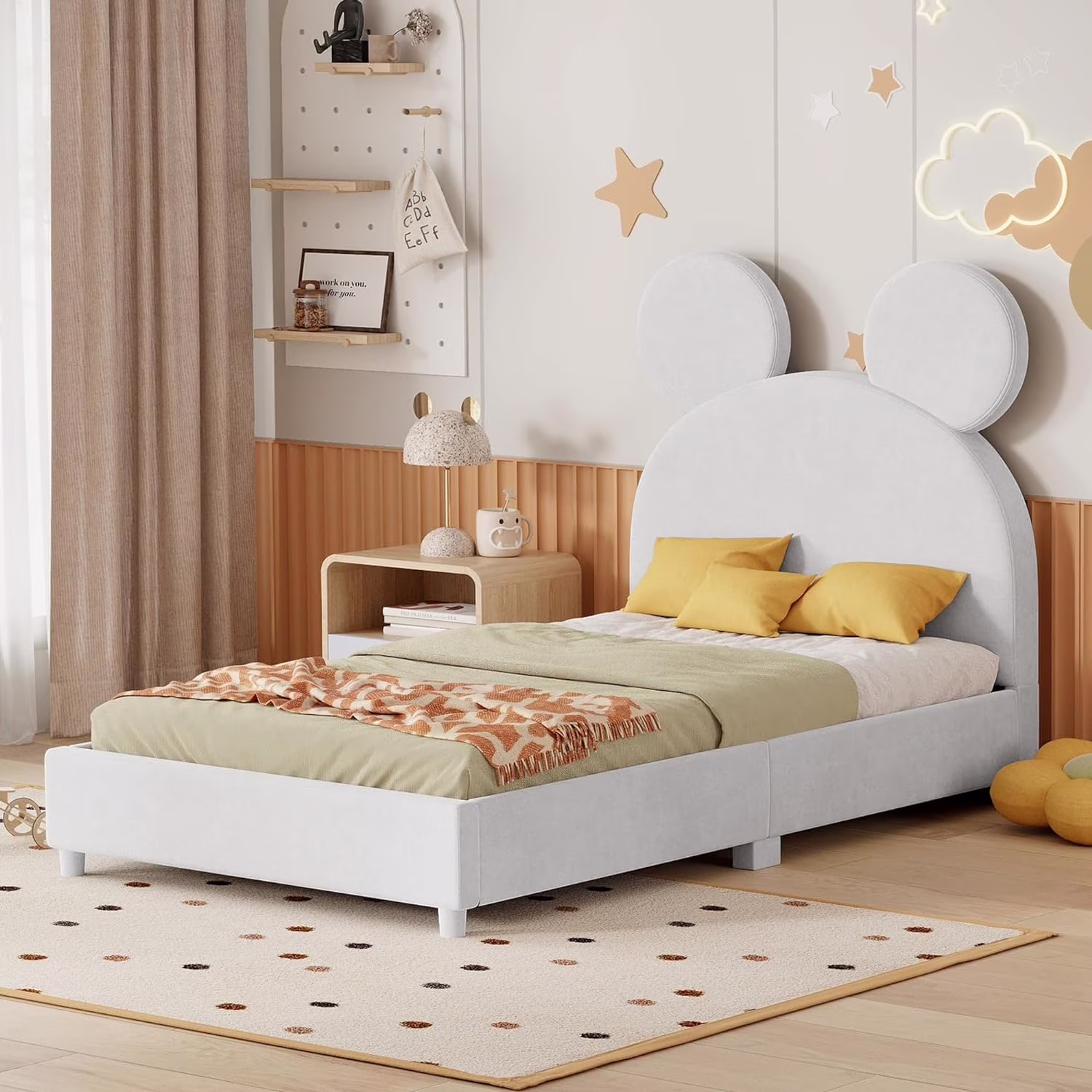 Size Upholstered Bed With Bear Shaped Headboard, Low Platform Bed Frame For Kids, Velvet Daybed With Slats Support For Girls Boys Tees, Beige