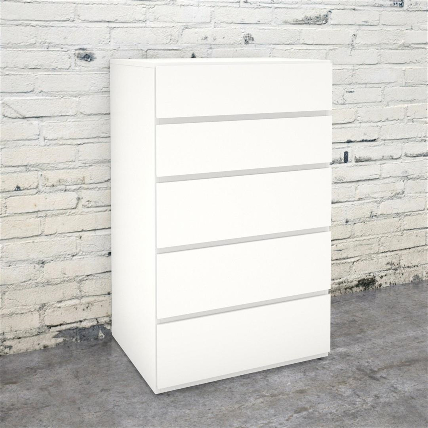 Homestock Contemporary Chic 221503 5-Drawer Chest, White