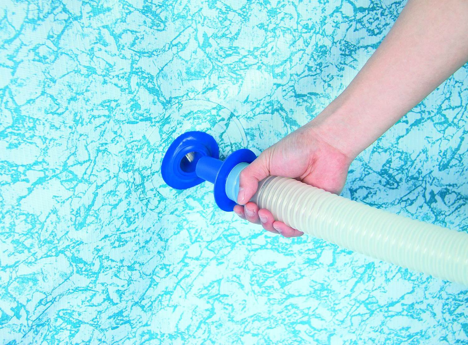 Bestway 18 x 9 x 4 Foot Power Steel Swim Vista Pool Set and Pool Surface Skimmer