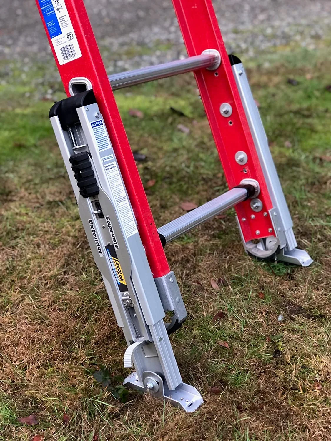 Levelok Supreme Extender Ladder Leveler with Stabilizer Arm Complete Kit